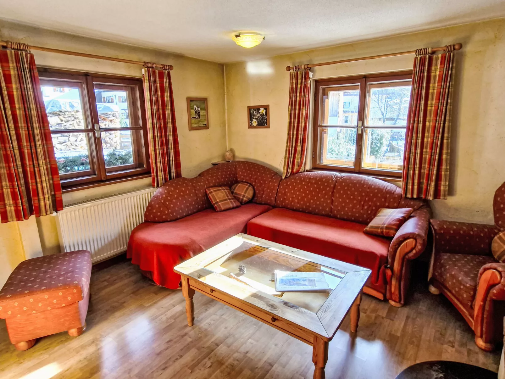 Haflingerhof Almrose-Inside