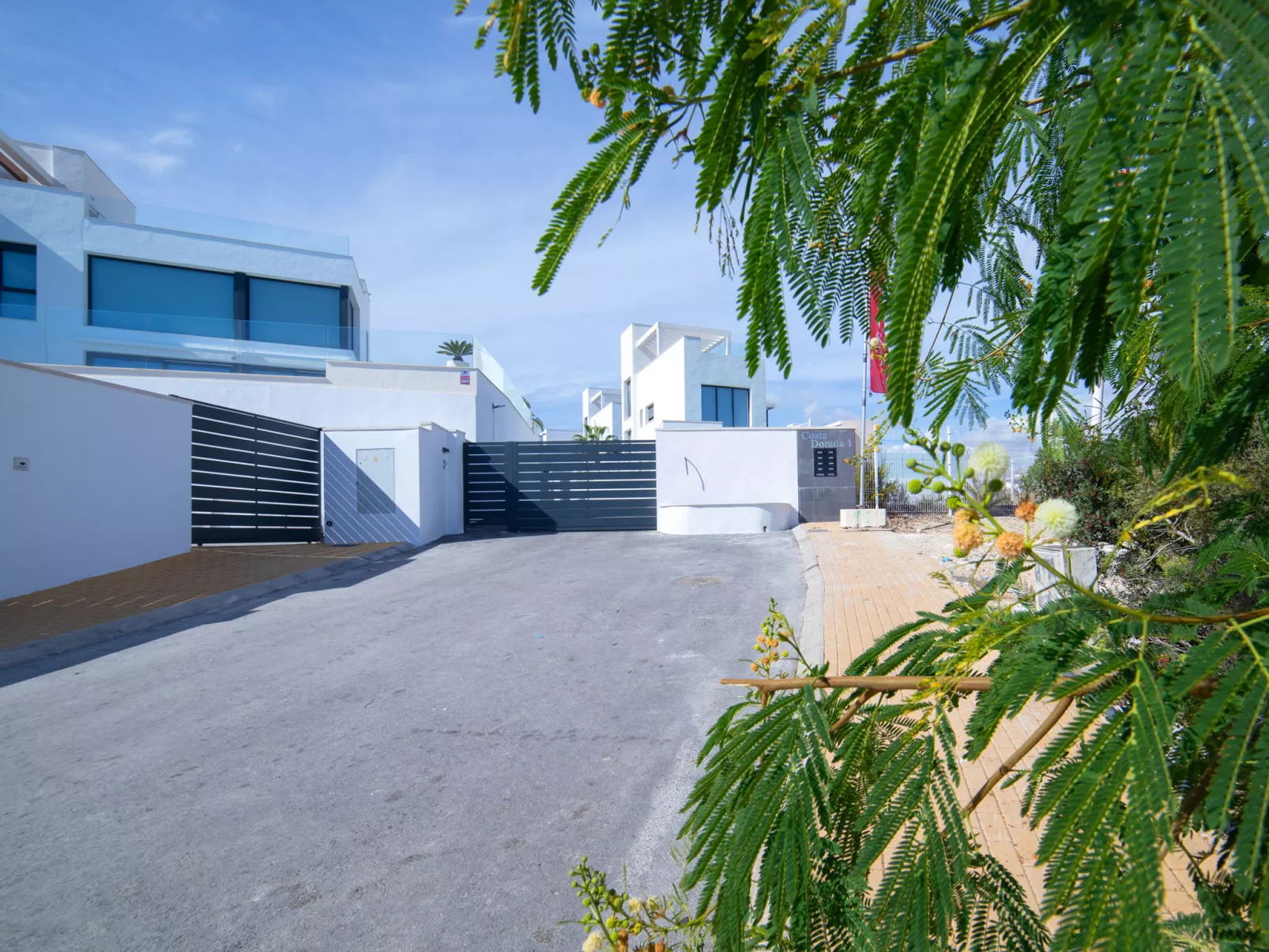 Villa Dorada-Outside
