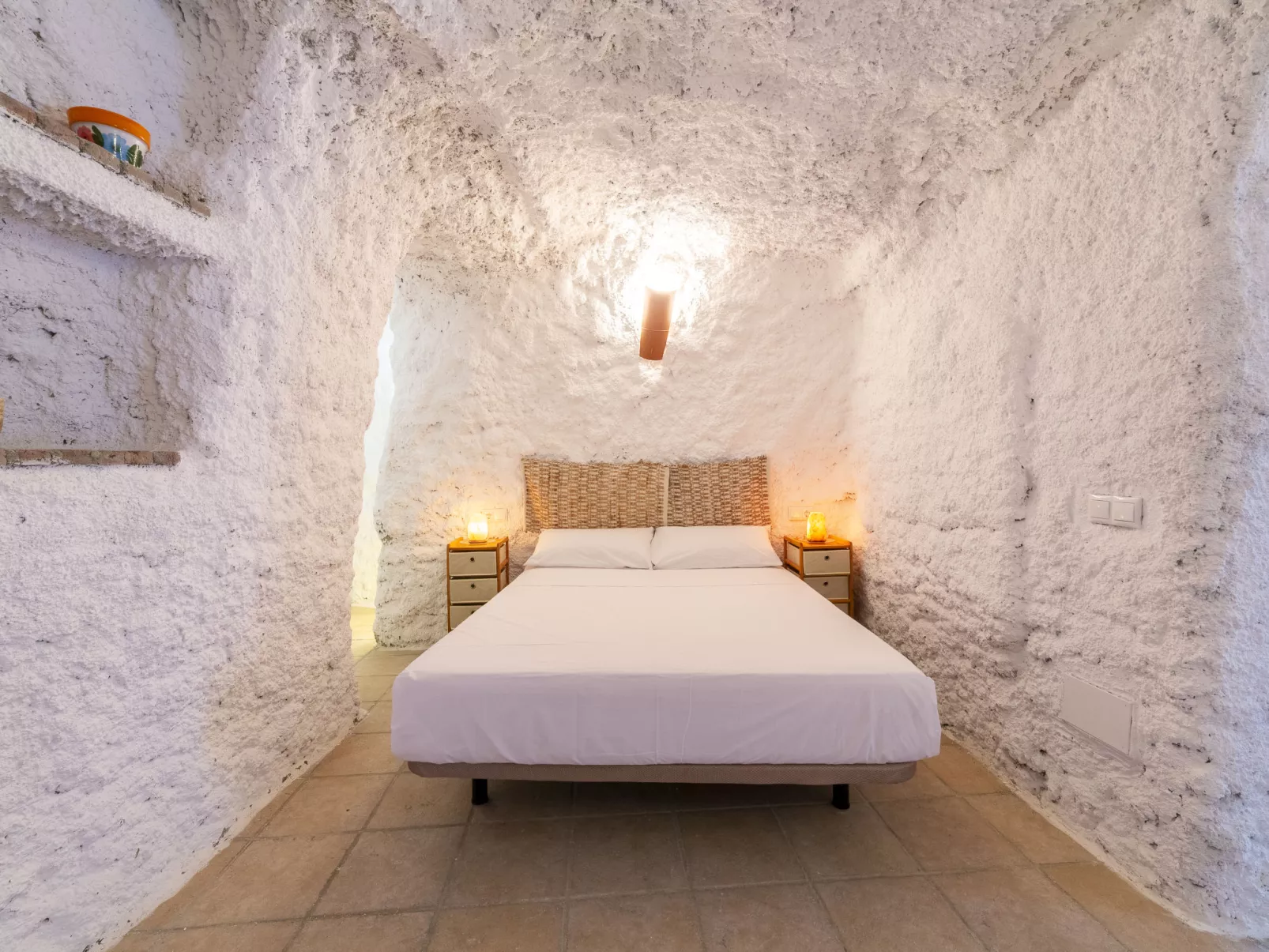 Casa Cueva Maria Zambrano-Inside