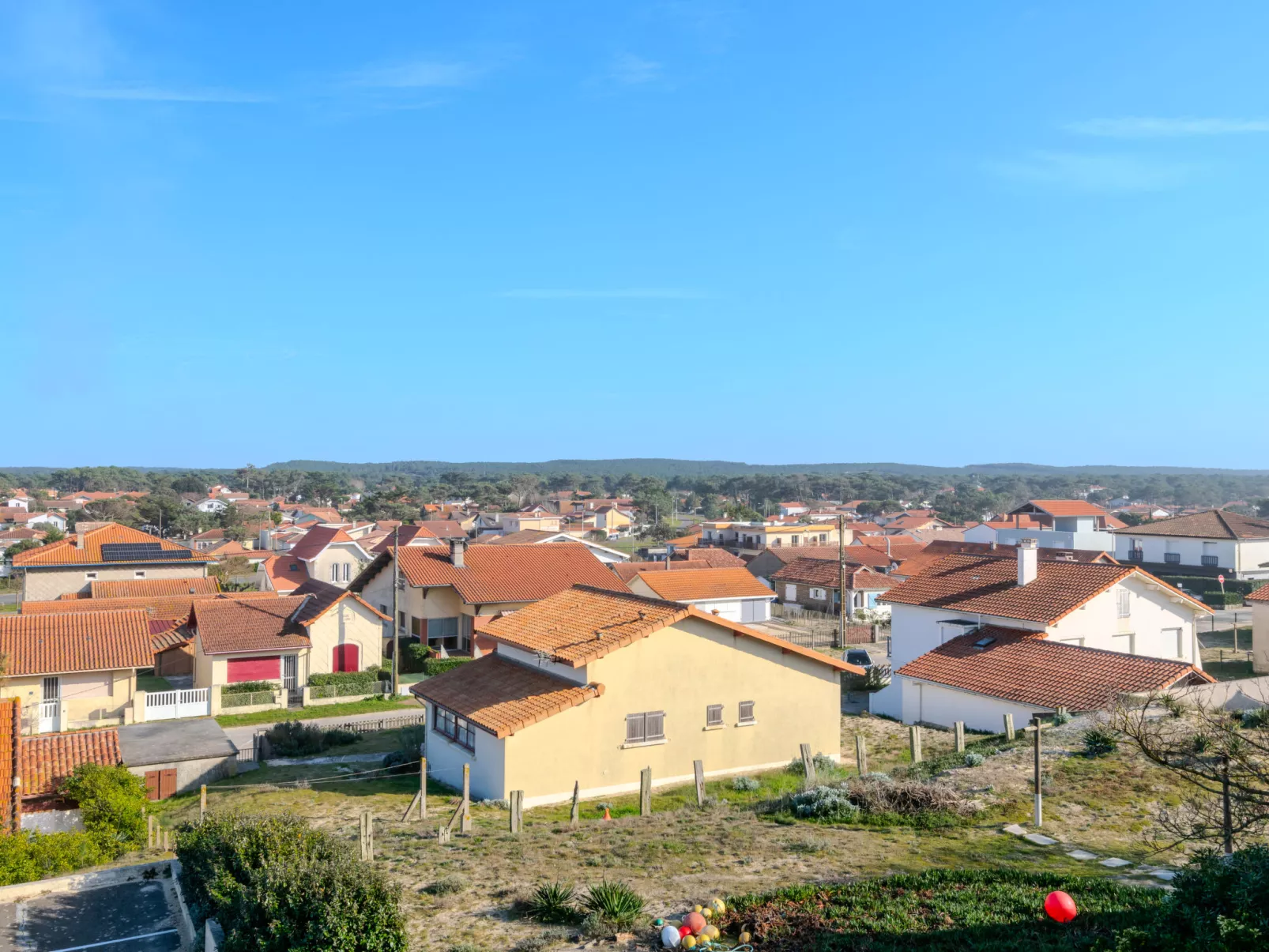 Les Goelands-Outside