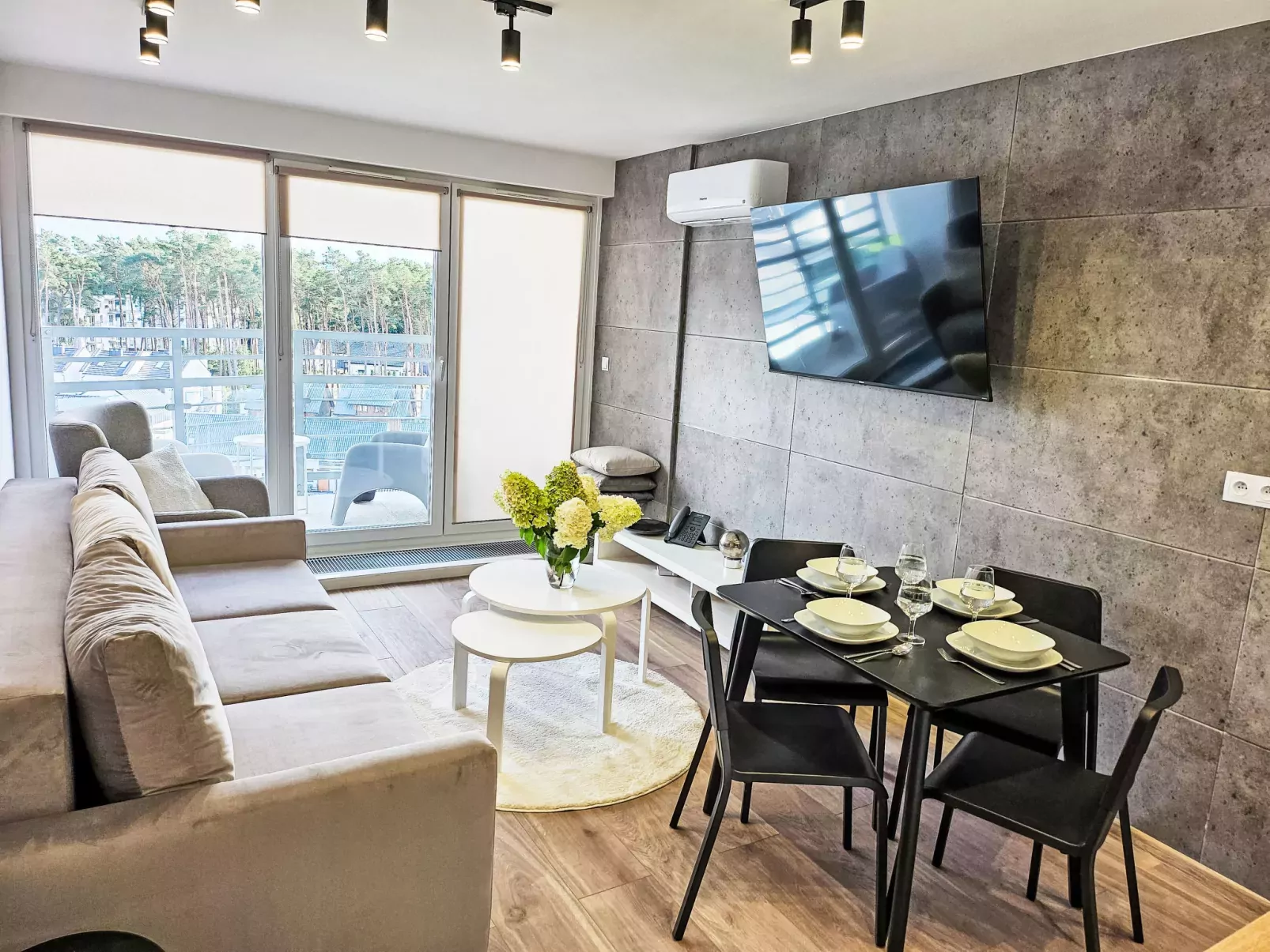 Mistral Porta Mare-Inside