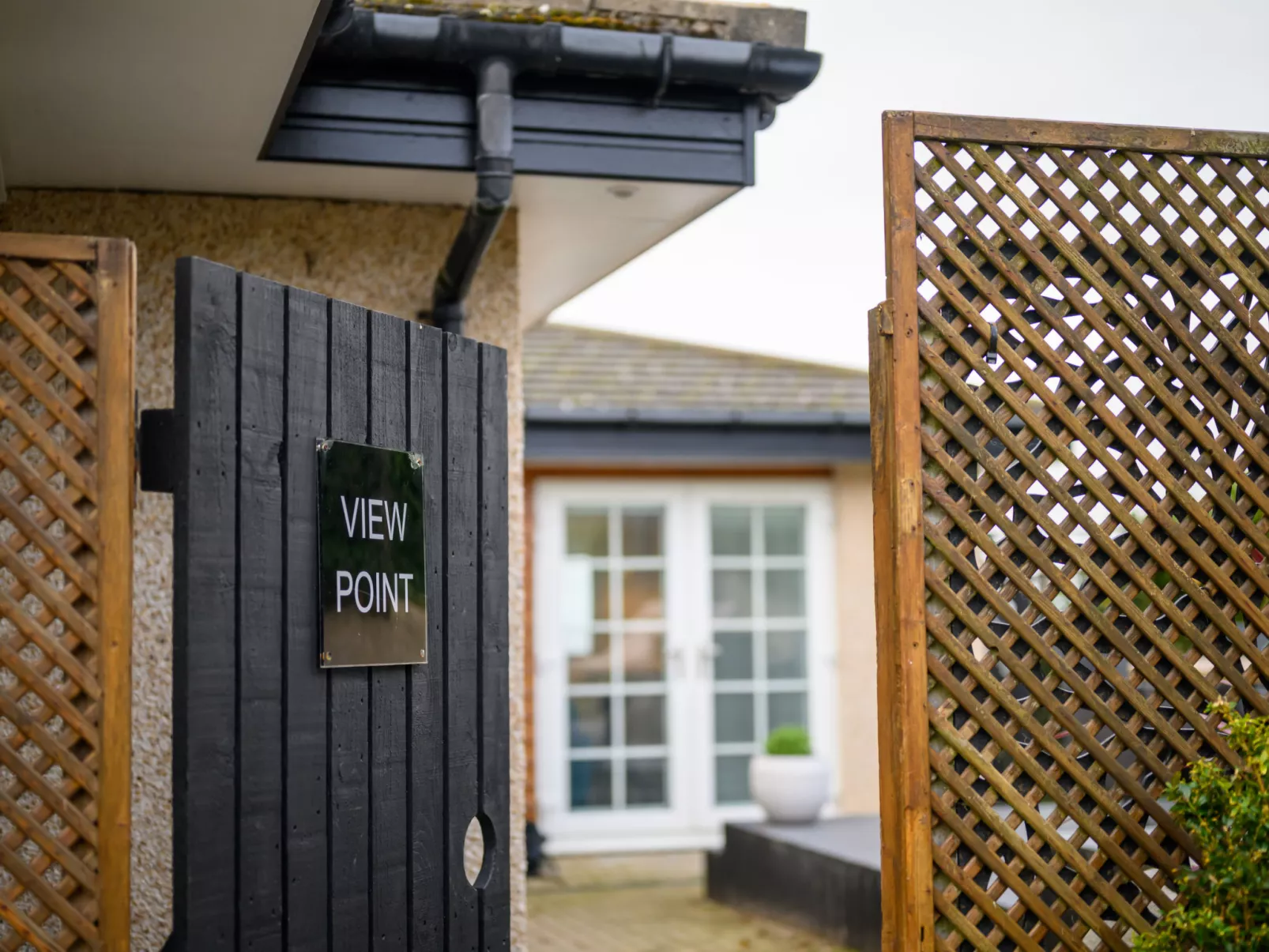 Viewpoint-Outside