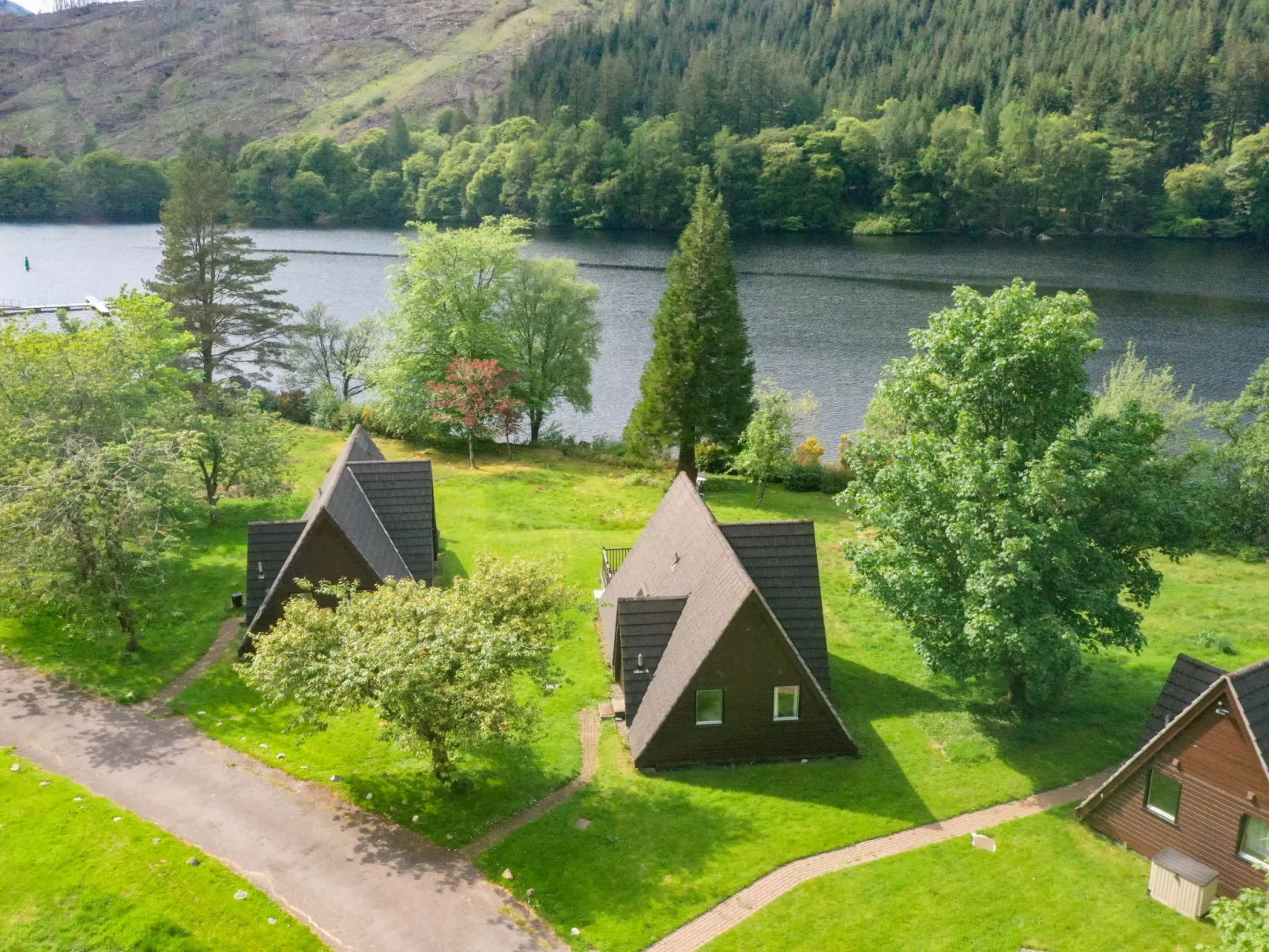 Lodge 6-Outside