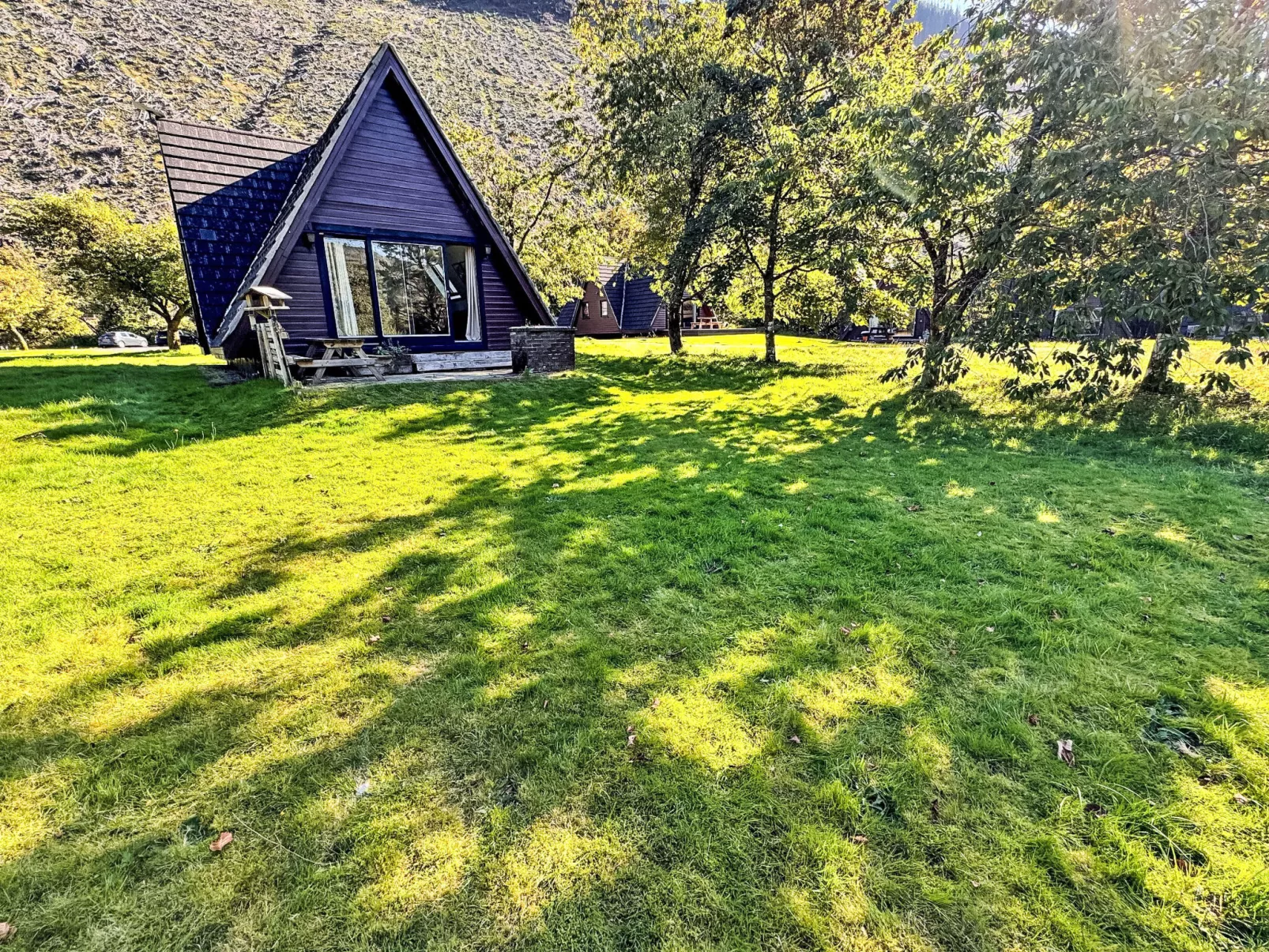 Lodge 6-Outside