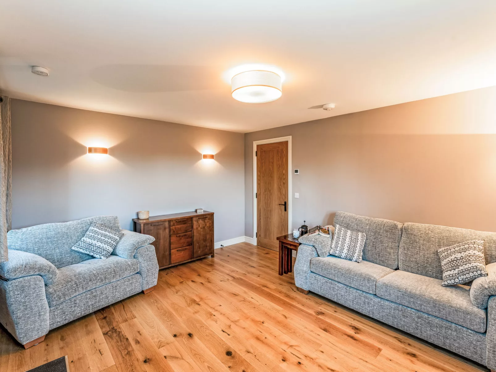 Rose Cottage-Inside