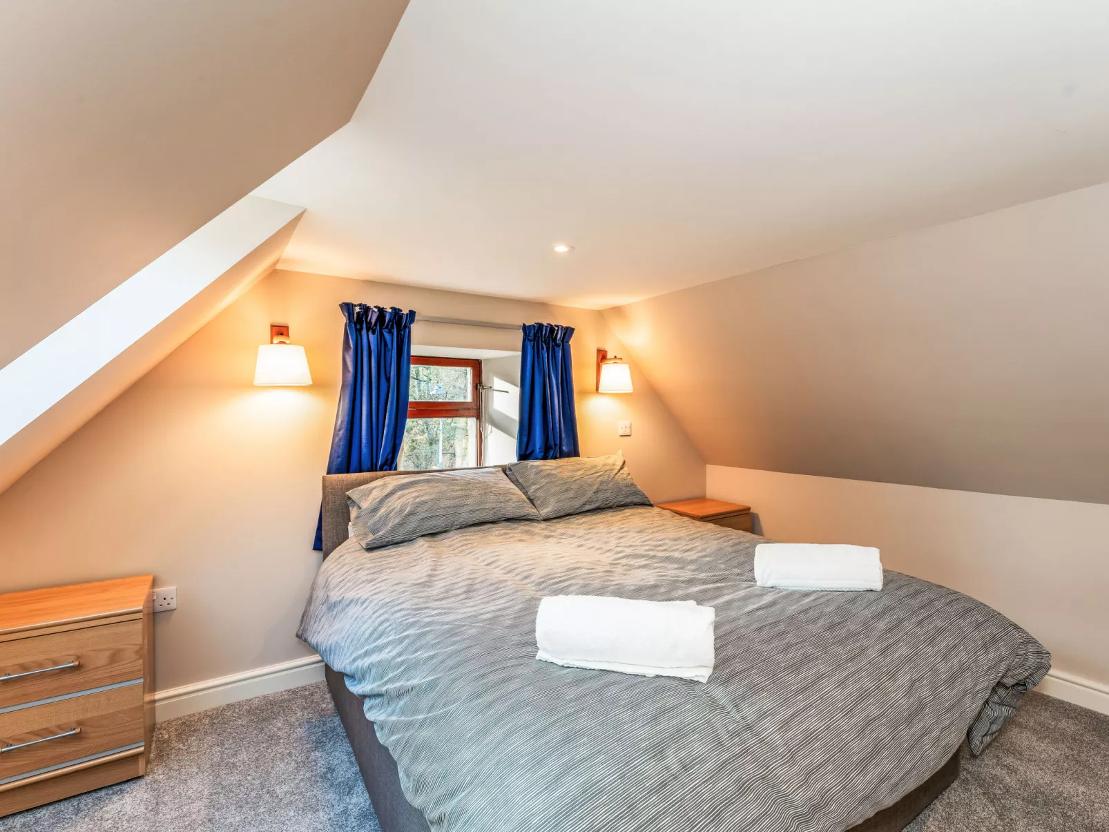 Rose Cottage-Inside