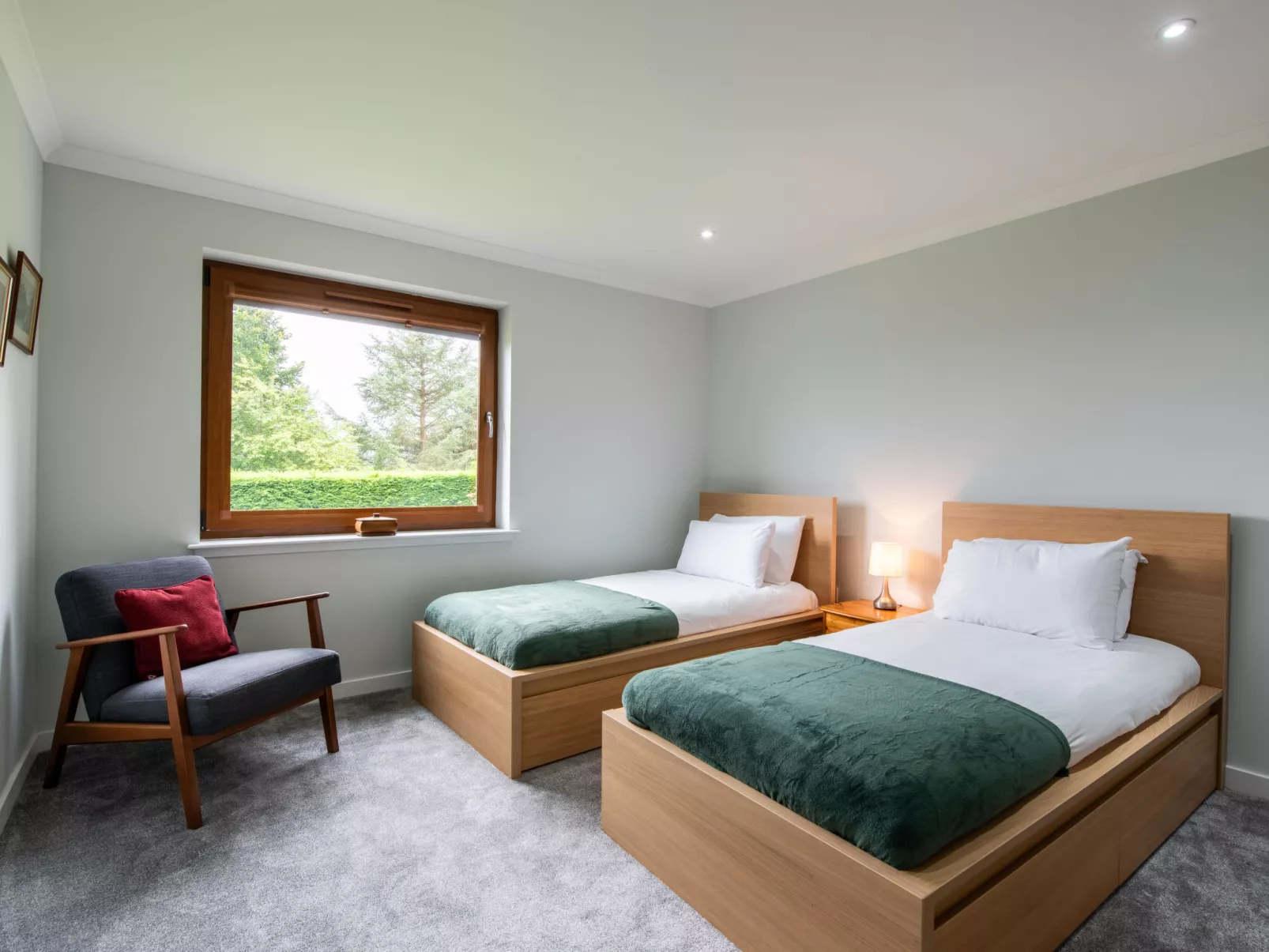 Springbank Lodge-Inside