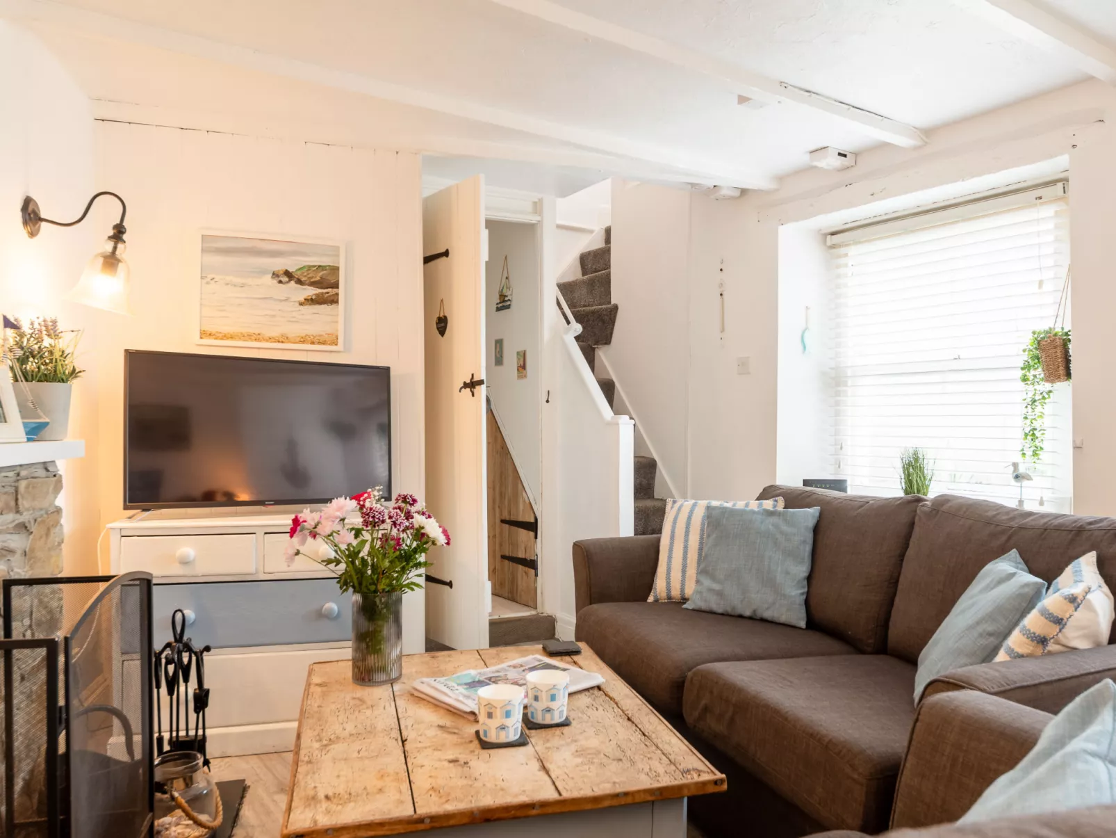 Frans Cottage-Inside