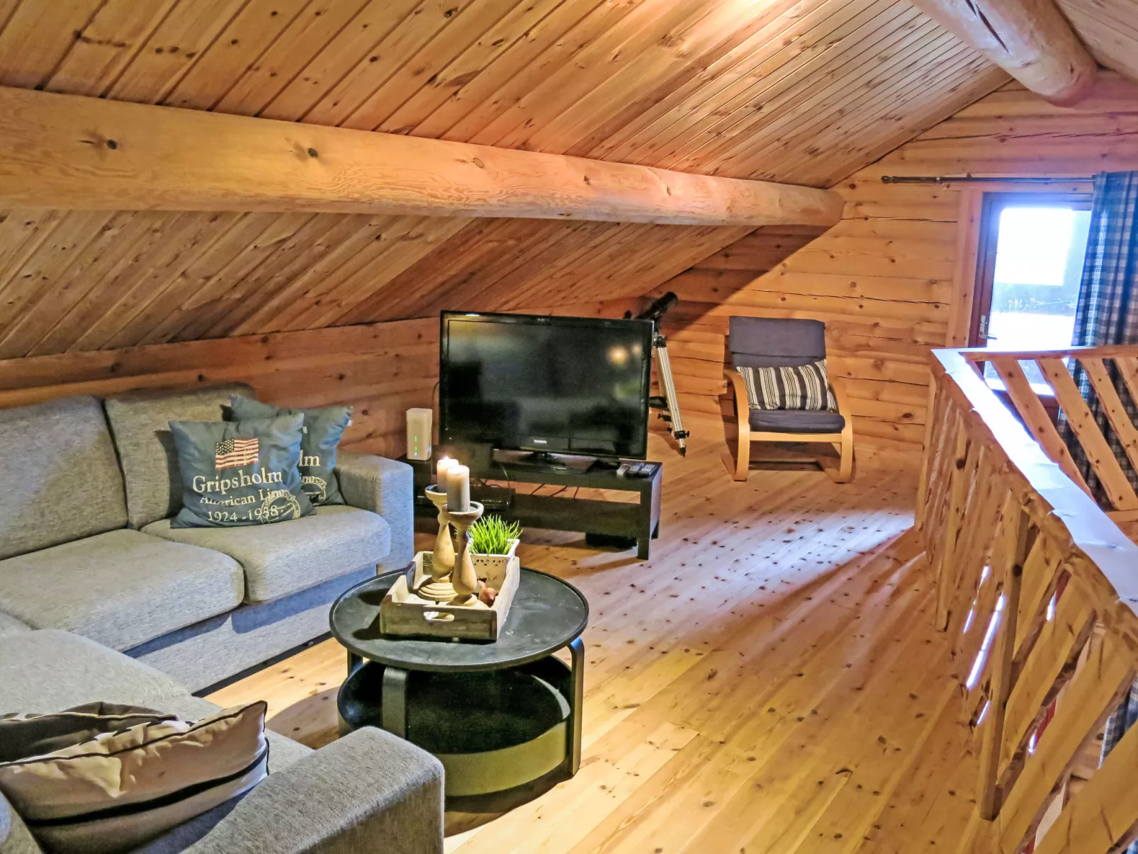 Norrønna-Inside