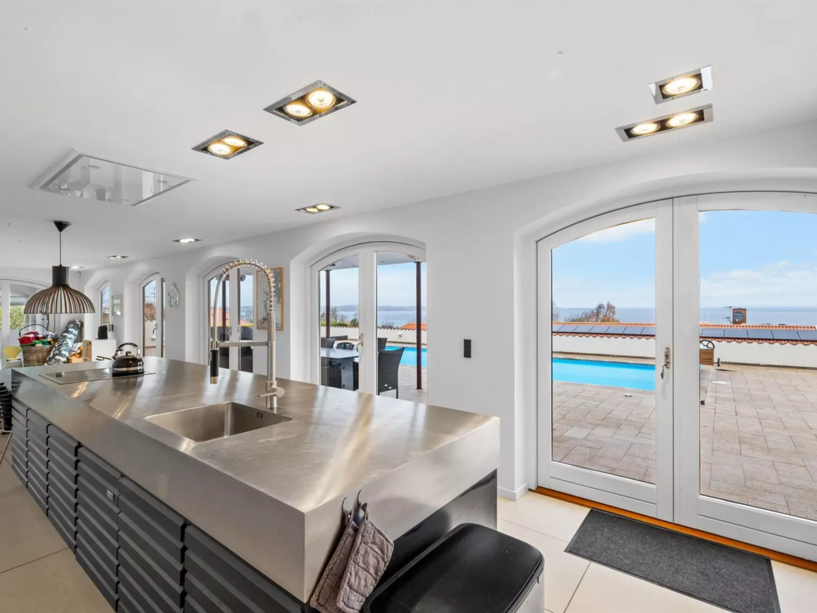 "Edgar" - 300m from the sea-Inside