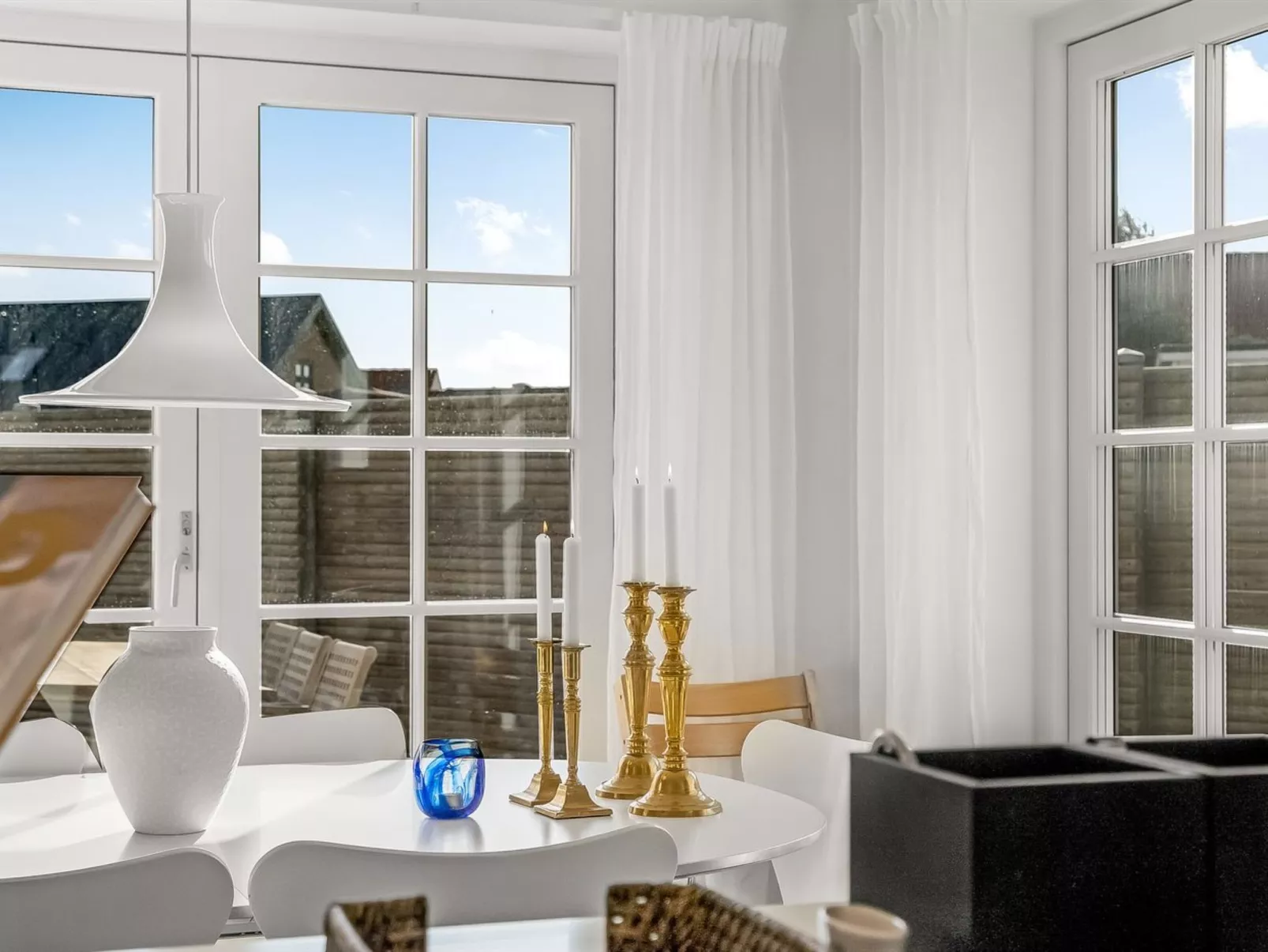 "Janin" - 110m from the sea-Inside
