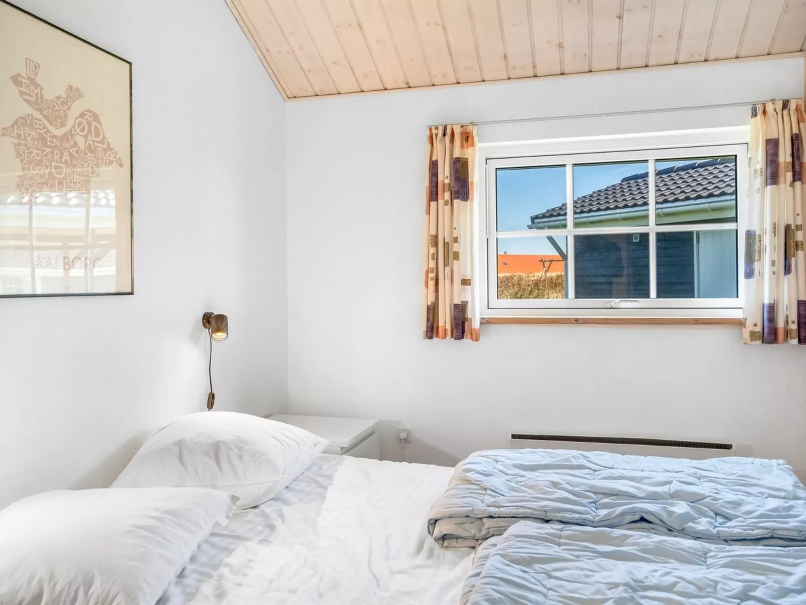 "Winona" - 600m from the sea-Inside
