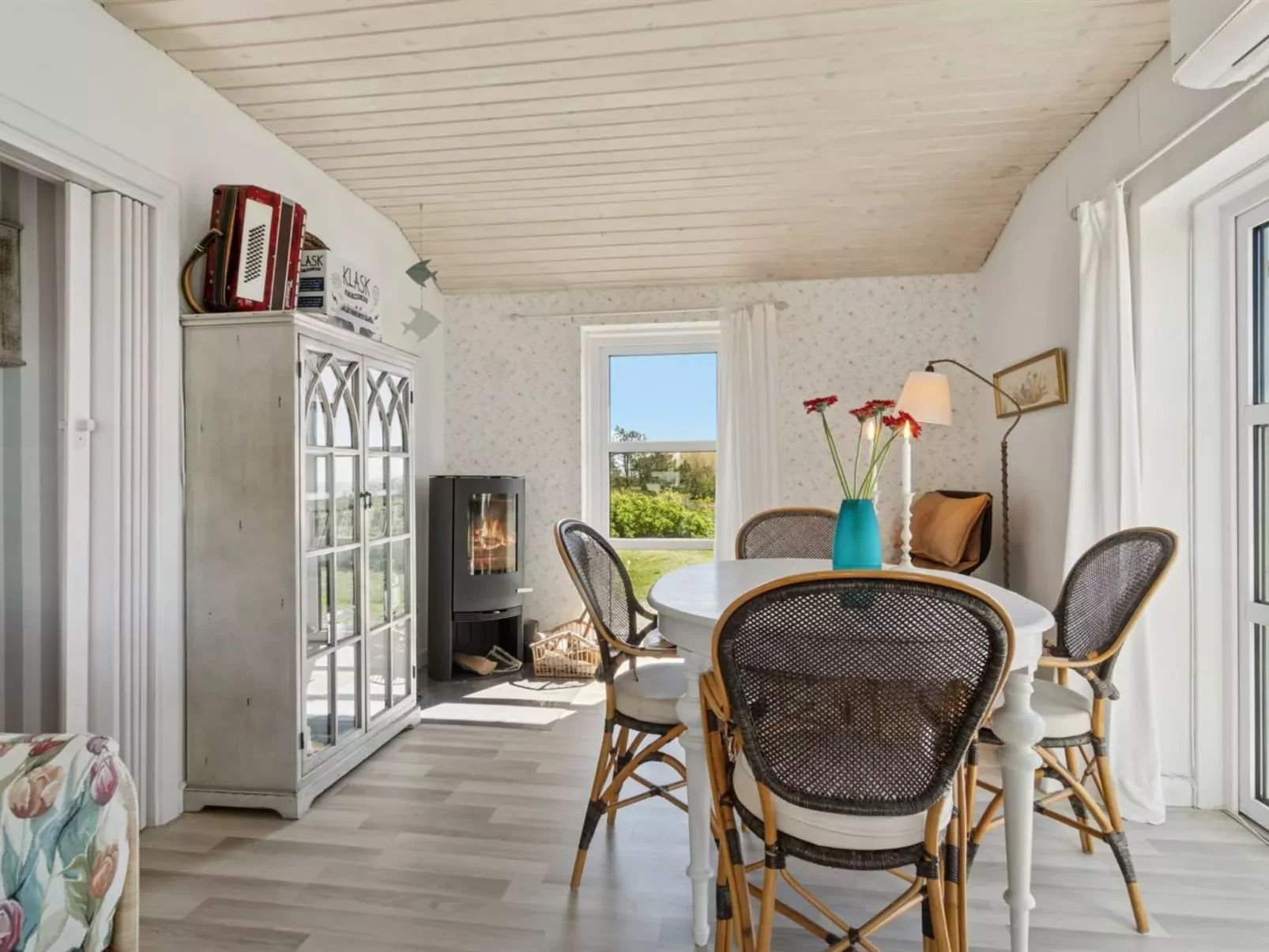 "Hening" - 50m from the sea-Dedans