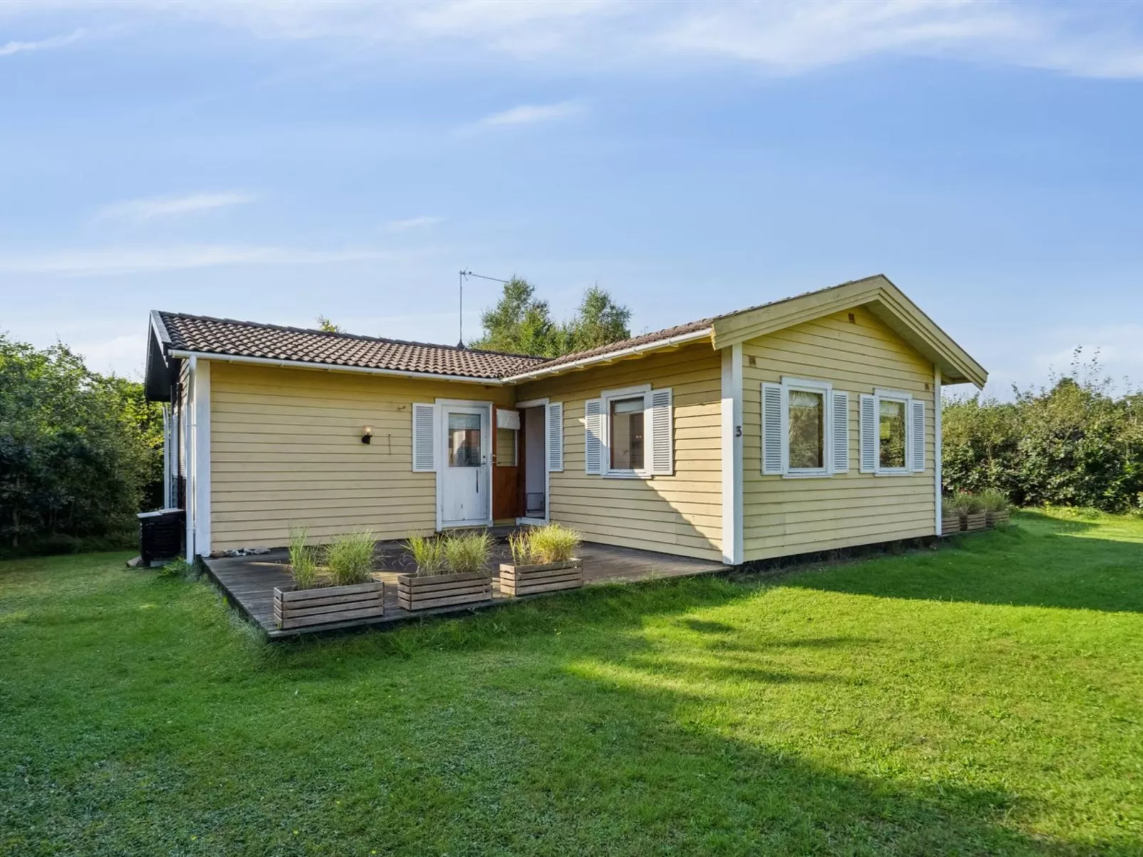 "Alberta" - 100m from the sea-Outside