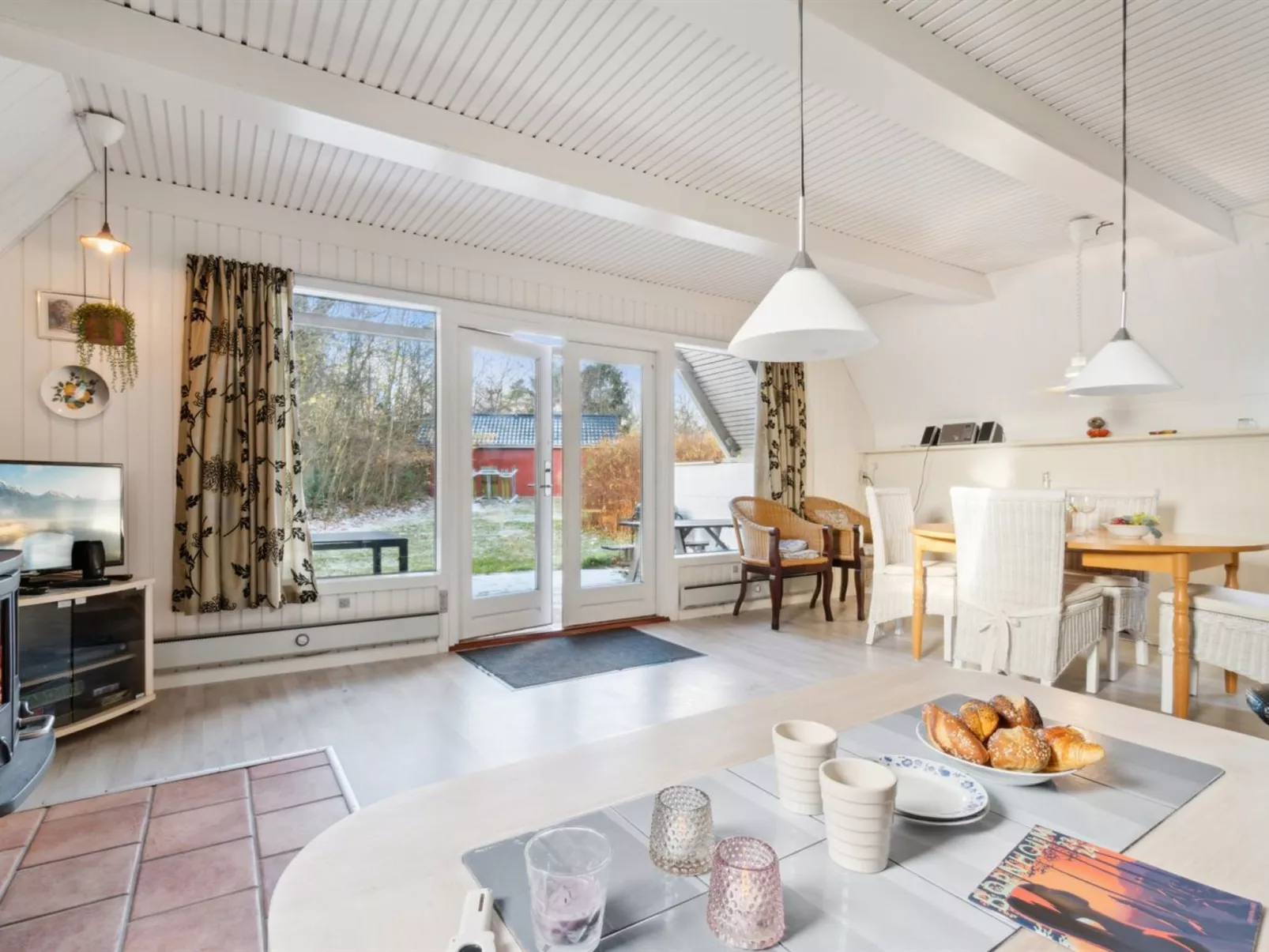 "Maikel" - 1km from the sea-Inside