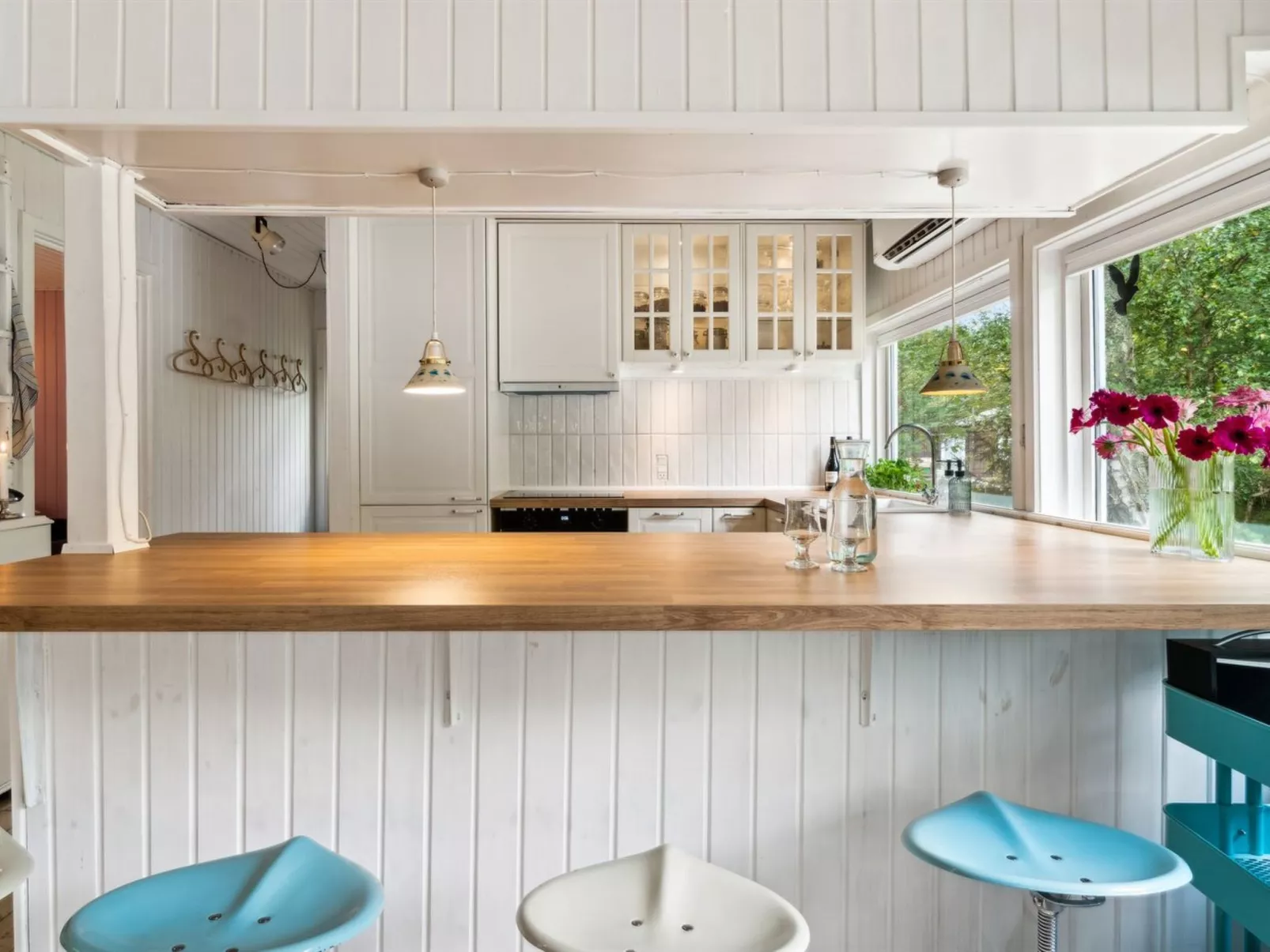 "Eirik" - 700m from the sea-Drinnen