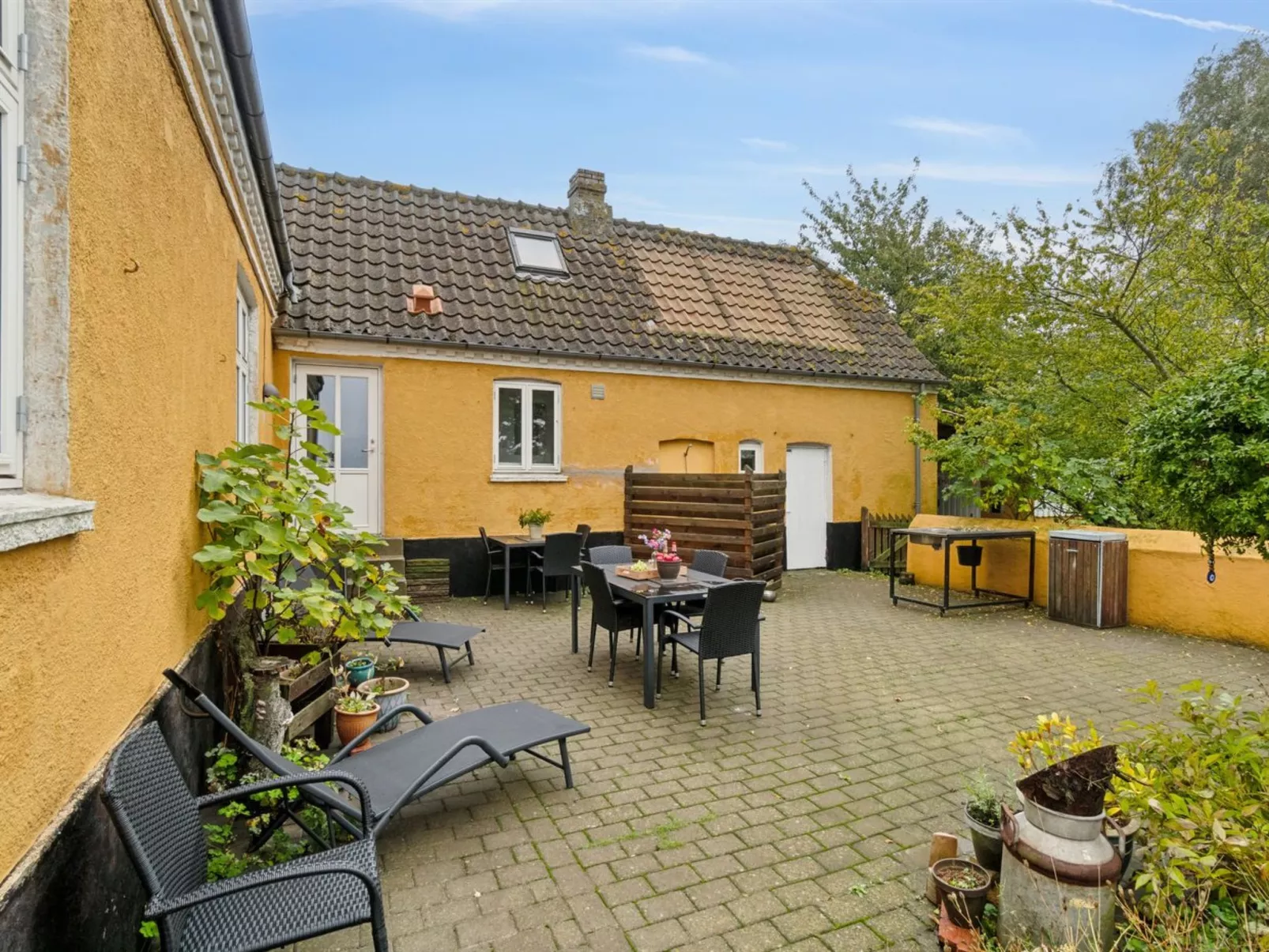 "Thersten" - 2km from the sea-Outside