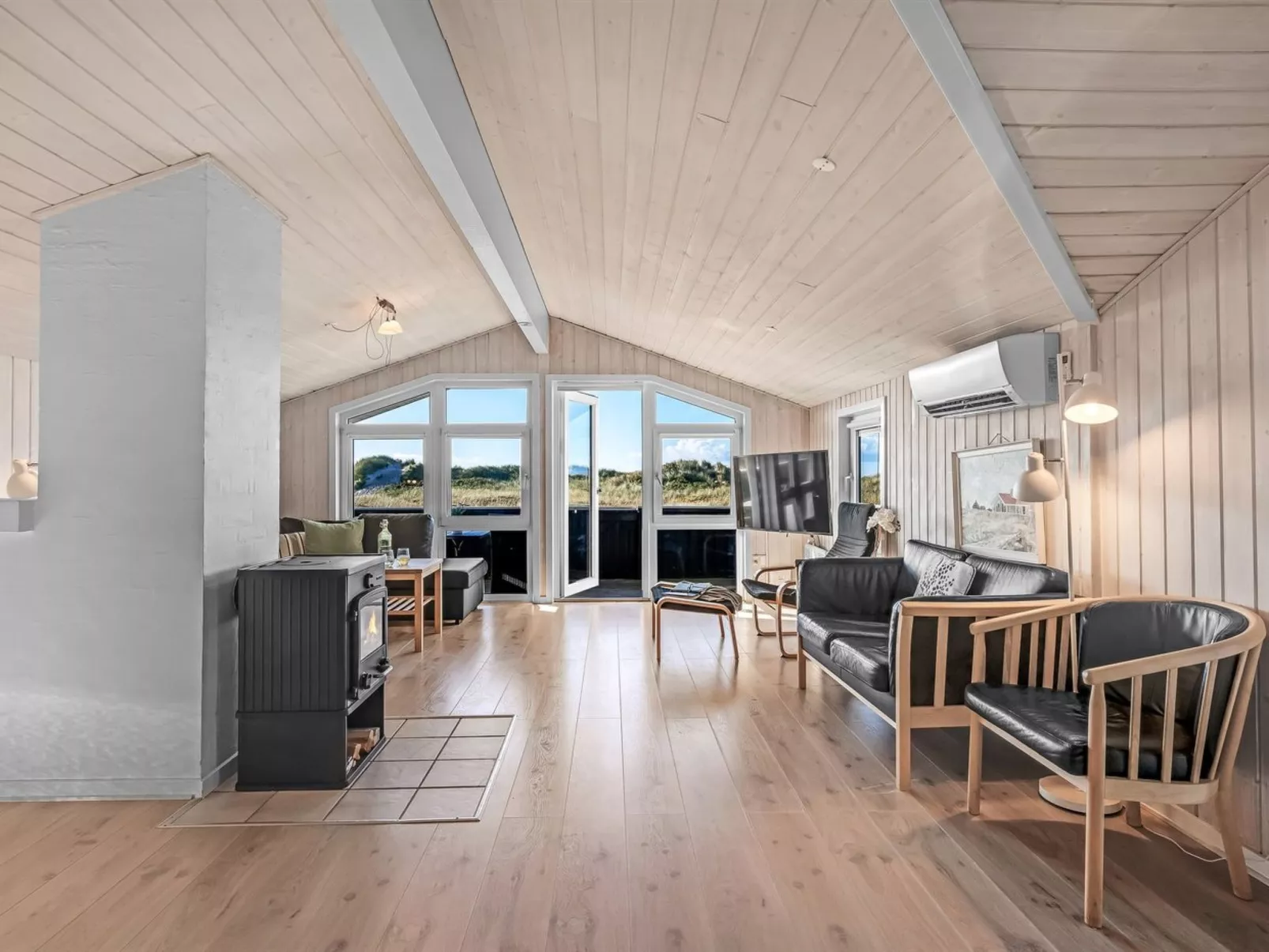 "Jaana" - 10m from the sea-Inside