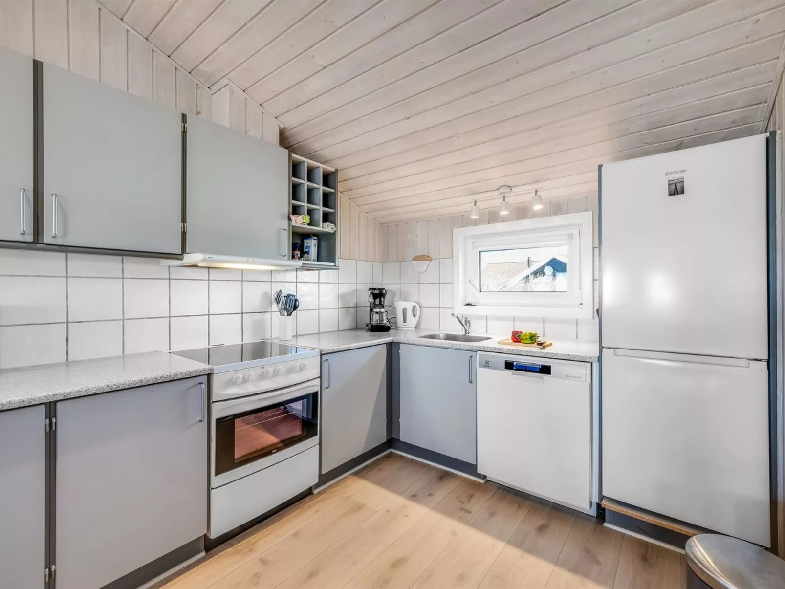 "Jaana" - 10m from the sea-Inside