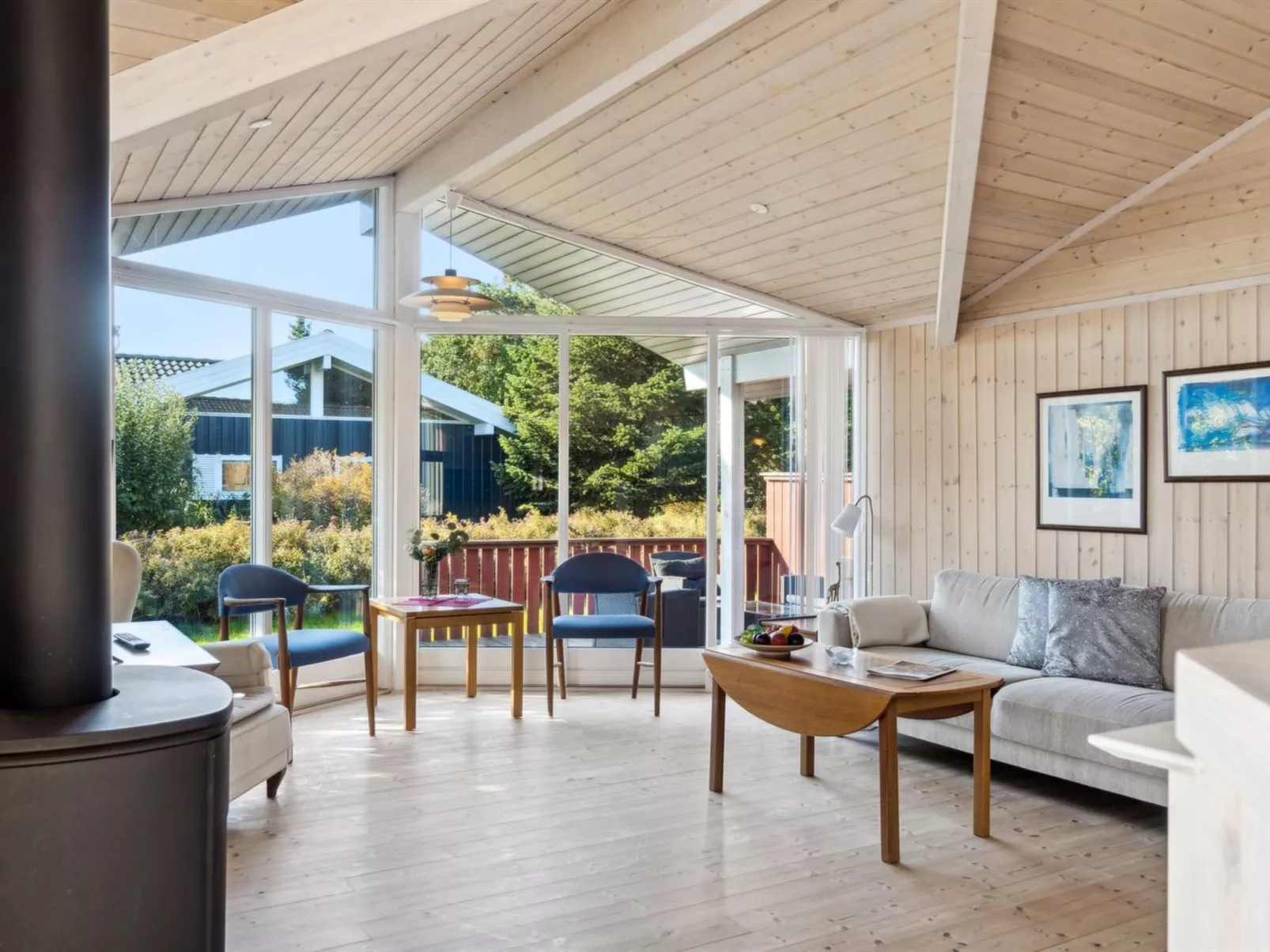 "Skyler" - 325m from the sea-Inside