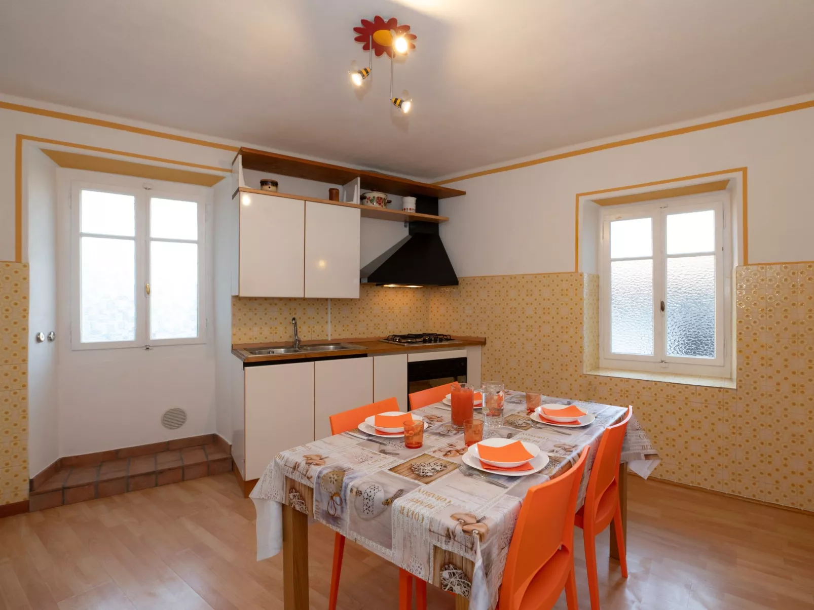 Ines - 10089162