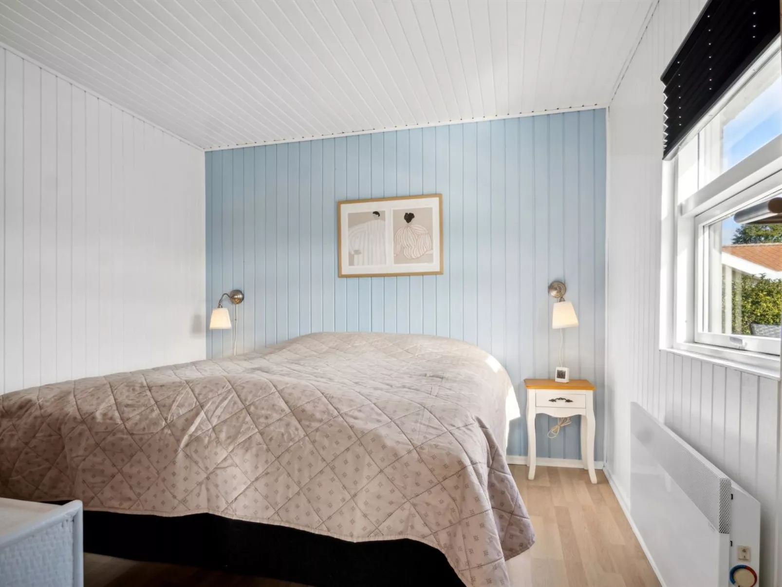 "Dagh" - 100m from the sea-Drinnen
