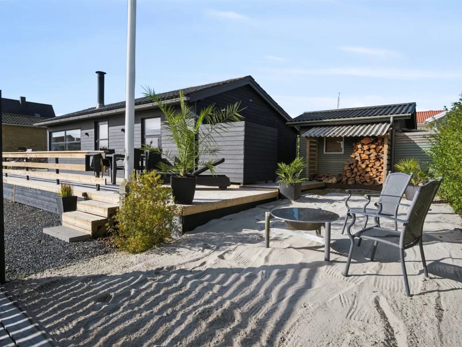 "Dagh" - 100m from the sea-Draußen
