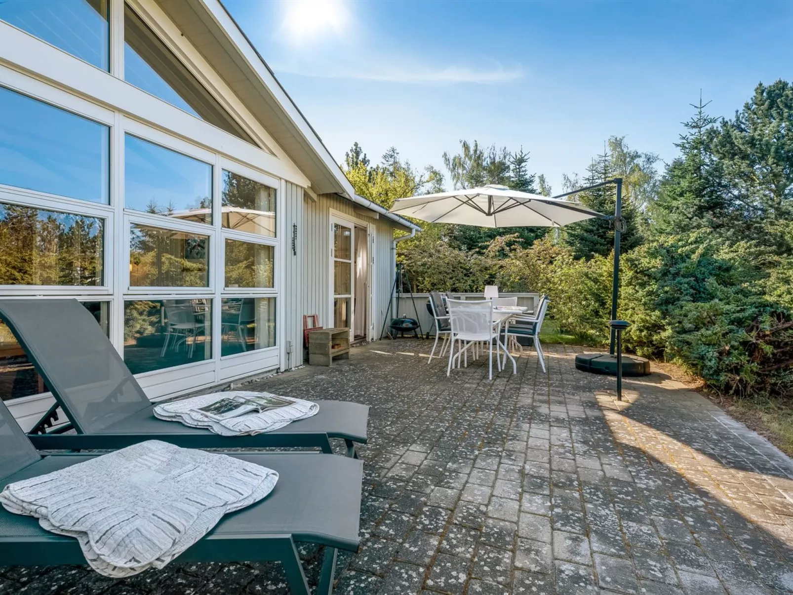 "Jalina" - 500m from the sea-Outside