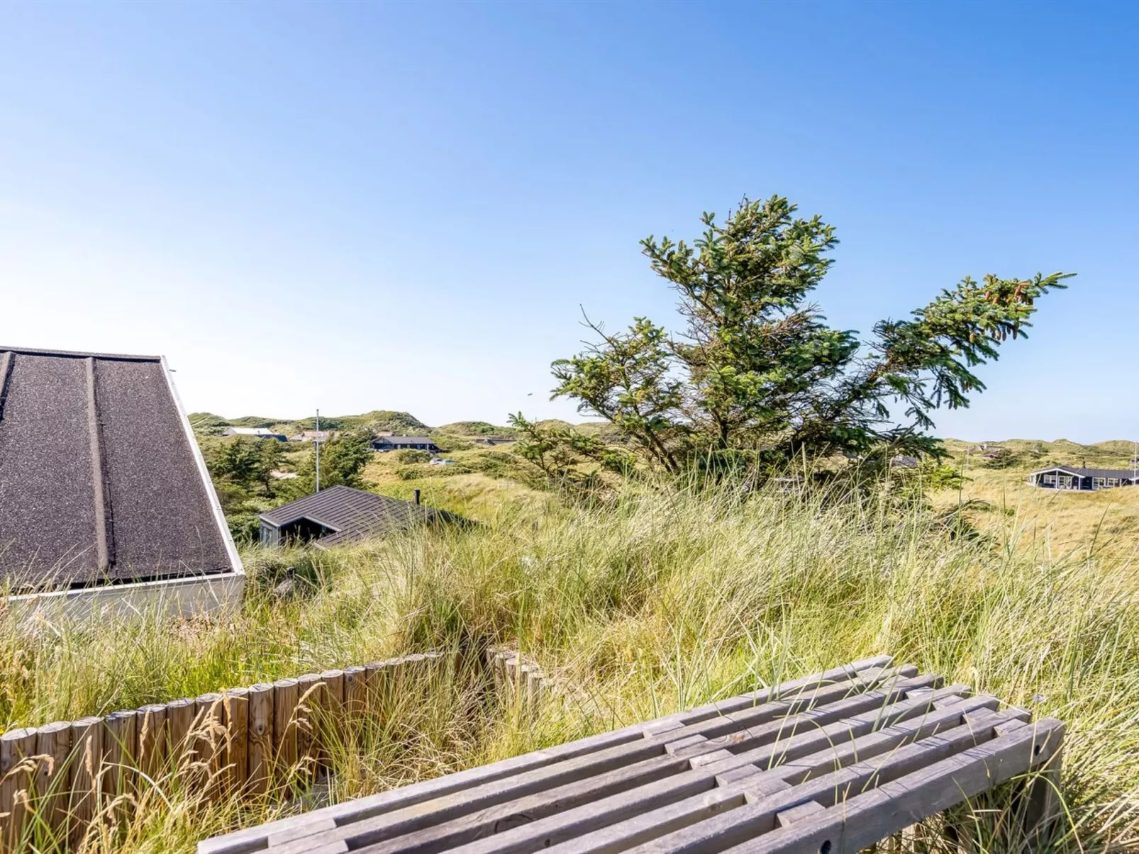 "Naema" - 400m from the sea-Outside
