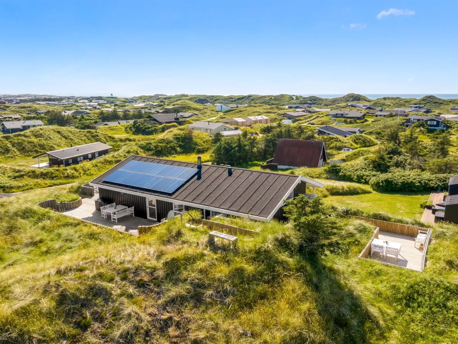 "Naema" - 400m from the sea-Outside