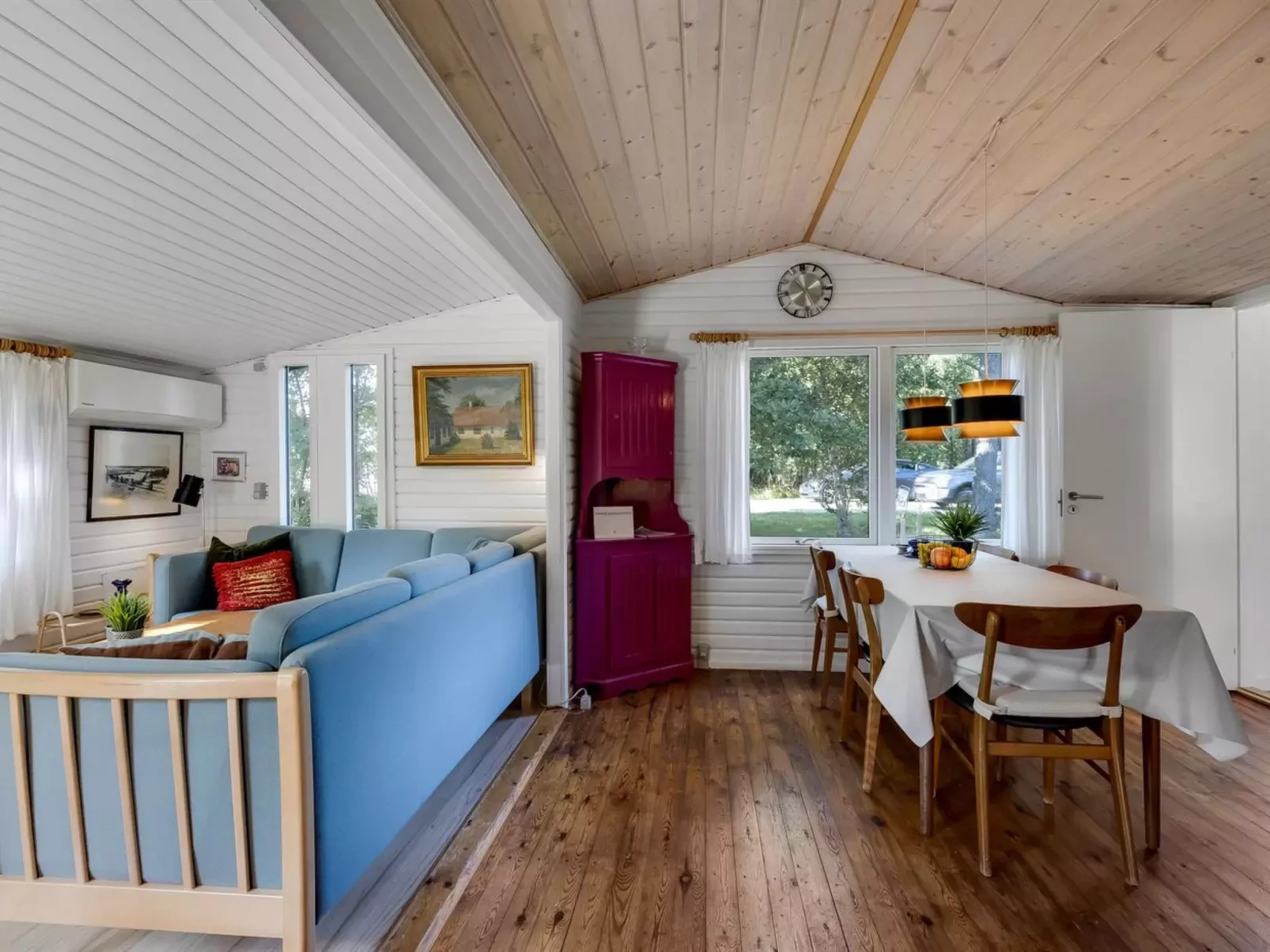 "Kai" - 3.5km from the sea-Inside