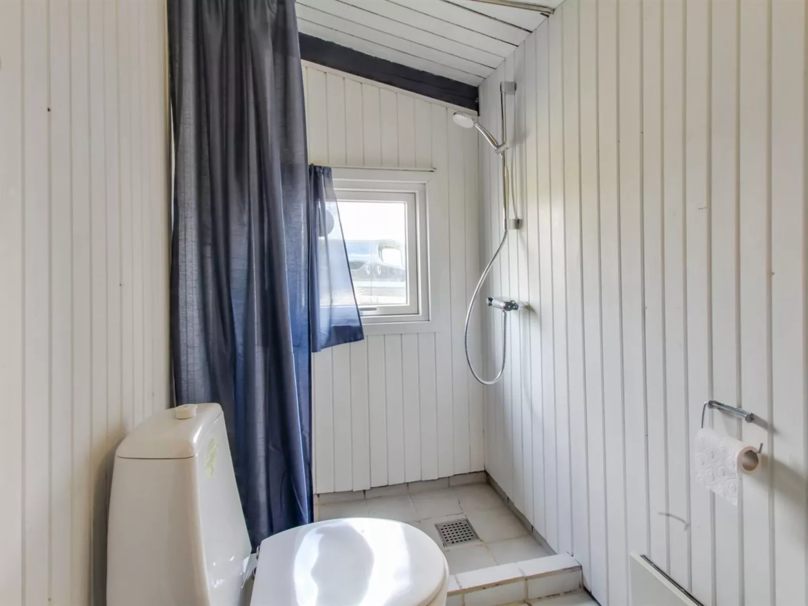 "Scarlett" - 300m from the sea-Inside