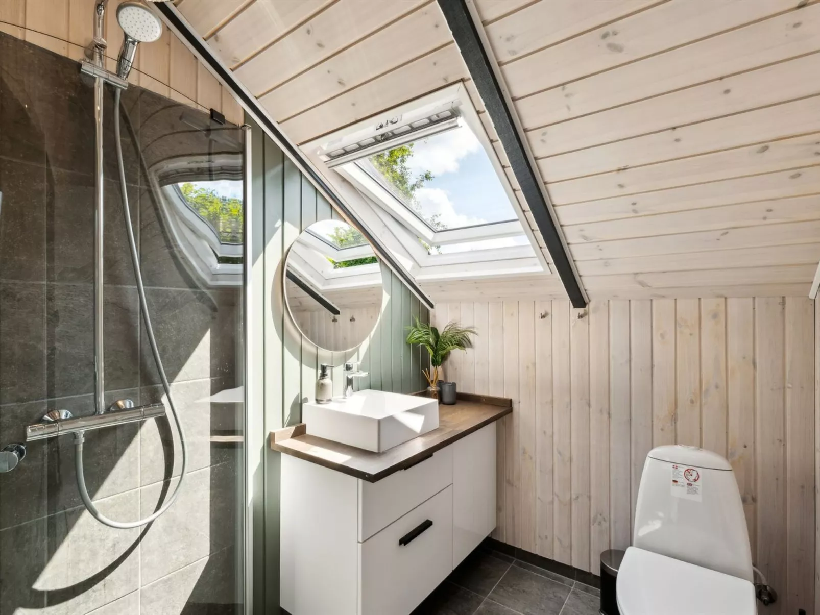 "Erke" - 800m from the sea-Drinnen