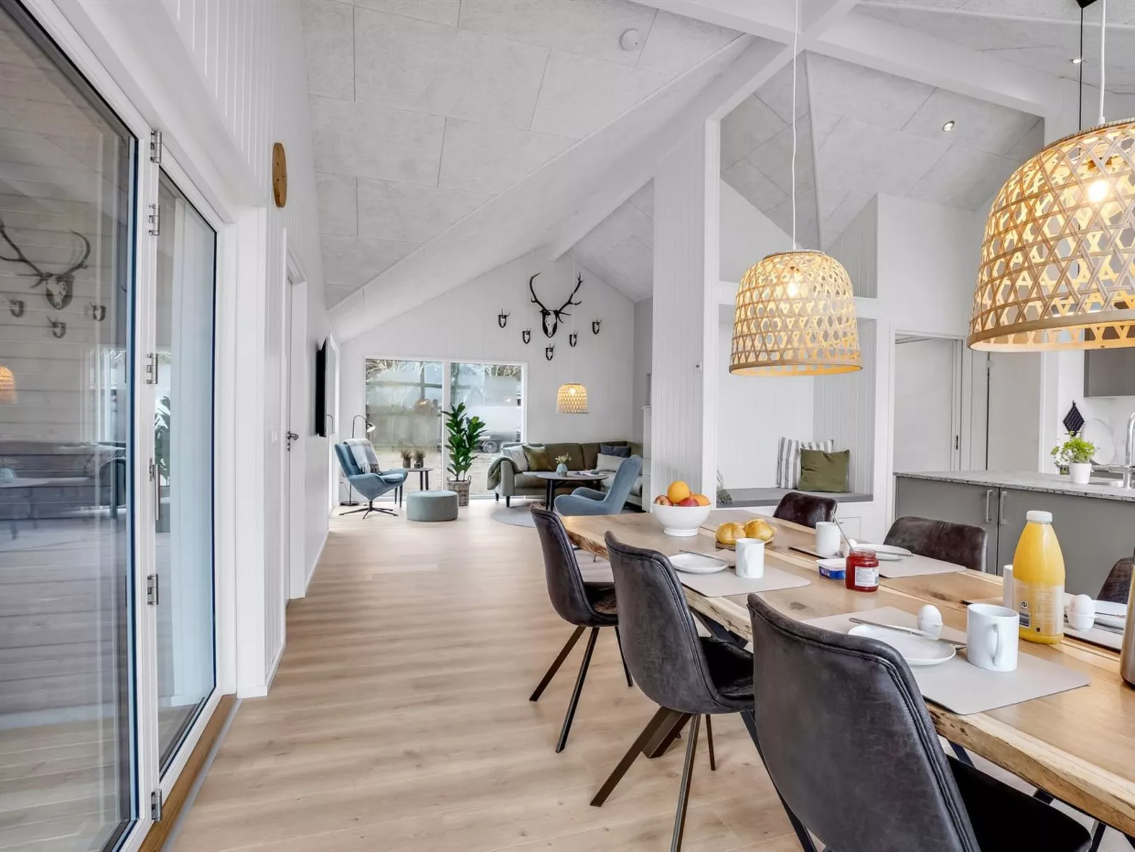 "Anila" - 80m from the sea-Drinnen