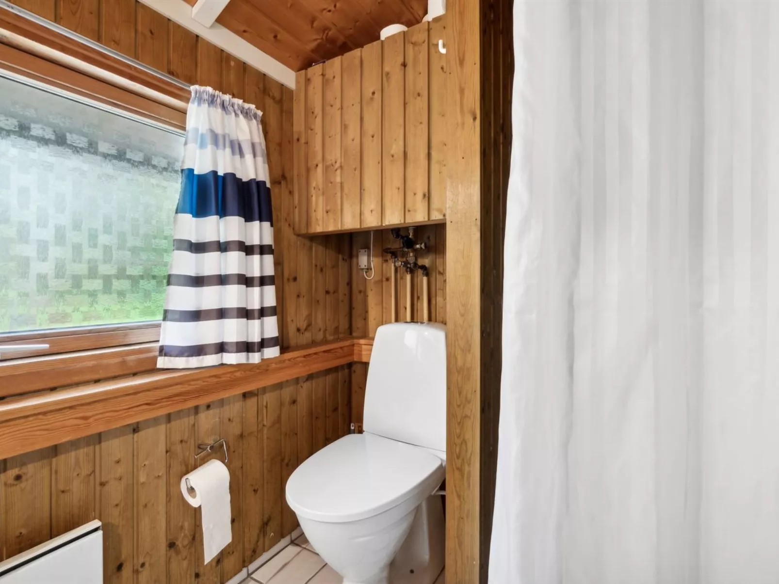 "Ågot" - 350m from the sea-Inside