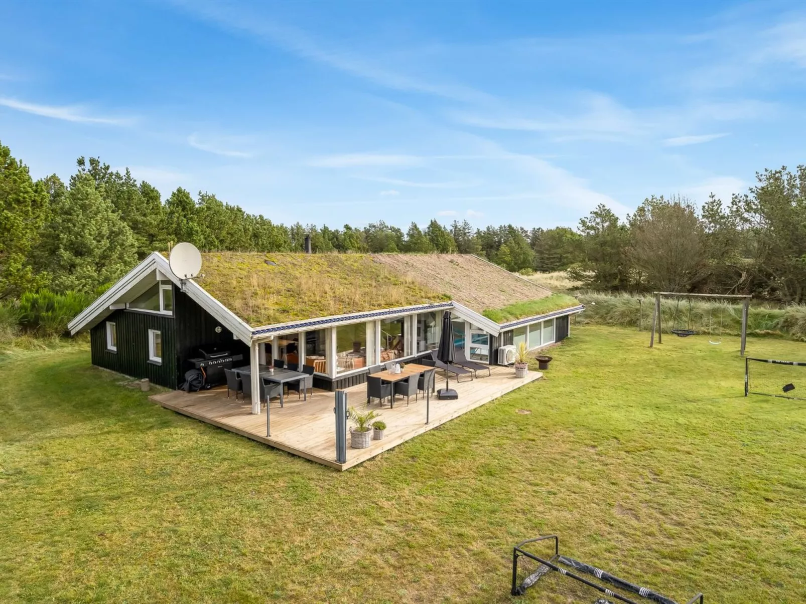 "Helene" - 1.5km from the sea-Outside