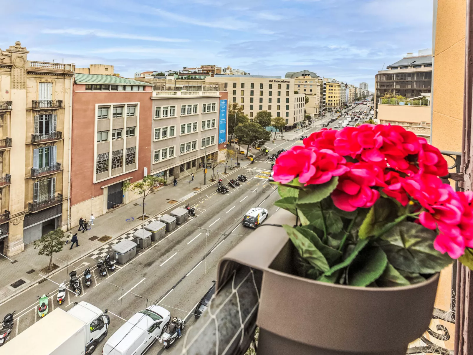 Eixample Dret Aragó Roger de Lluria-Draußen