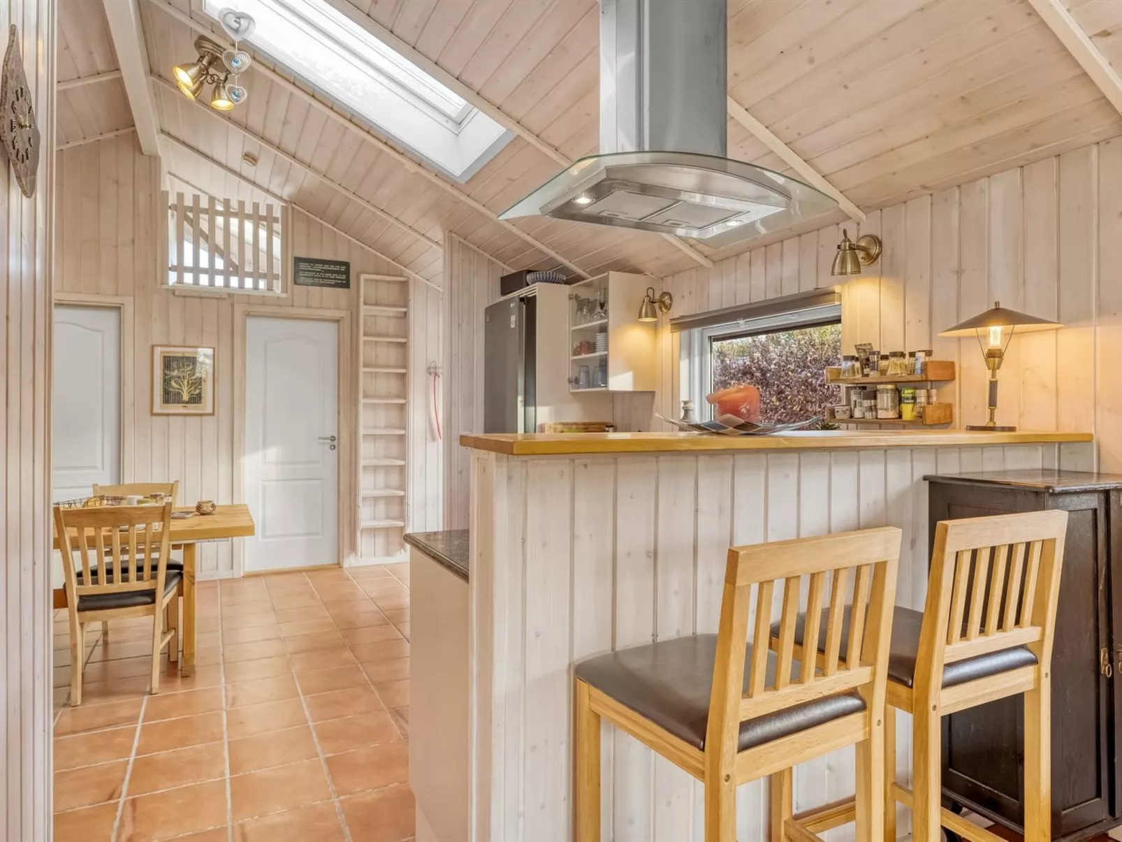 "Wyanet" - 600m from the sea-Drinnen