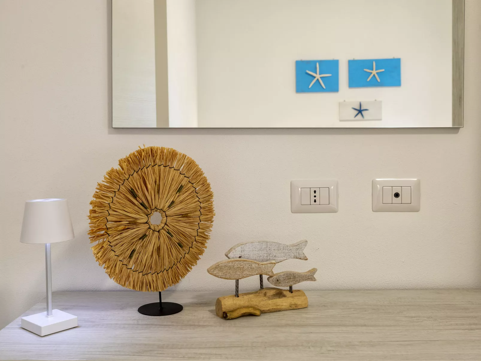 La casa all'angolo-Inside