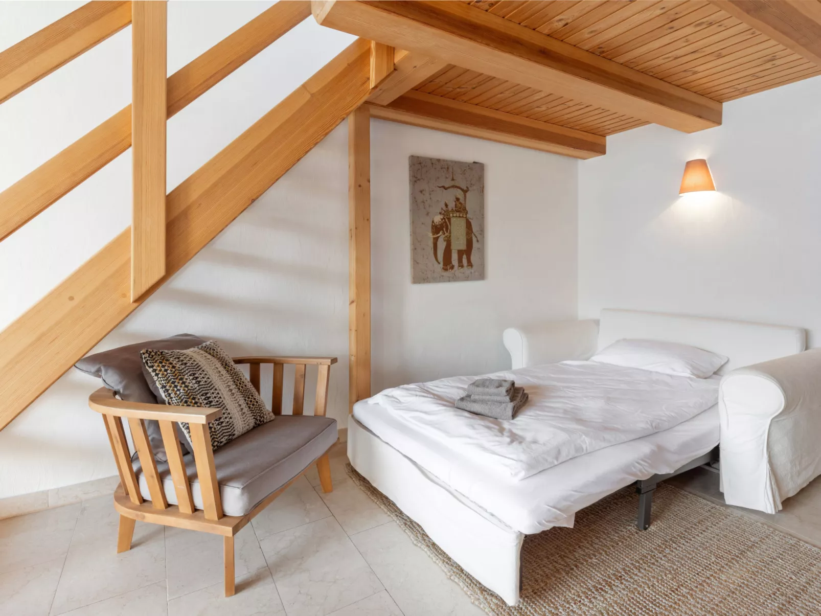 Brissago White-Inside