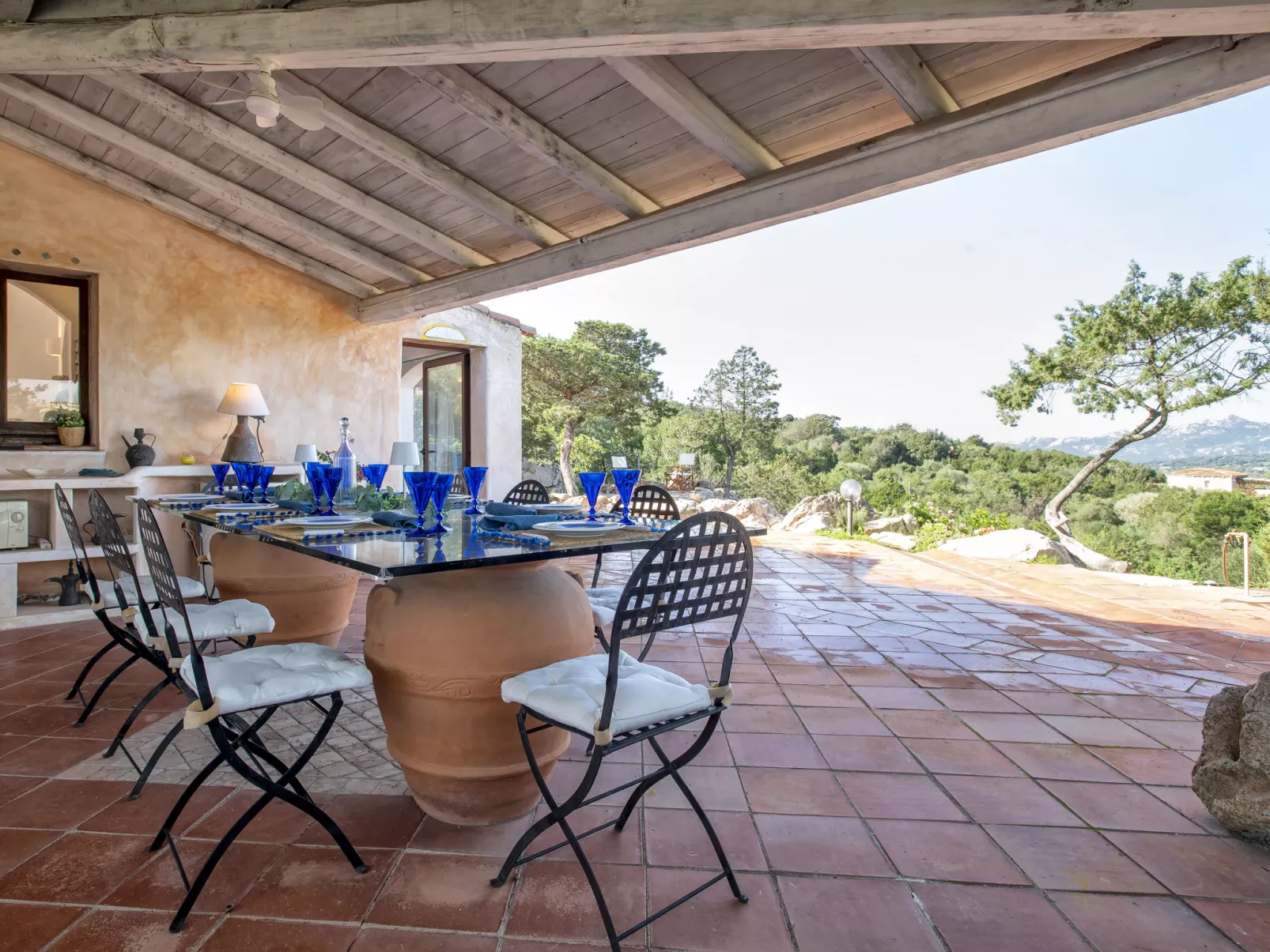La Giulia Porto Cervo-Outside