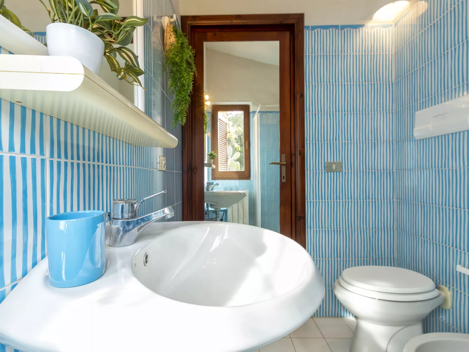 La Giulia Porto Cervo-Inside