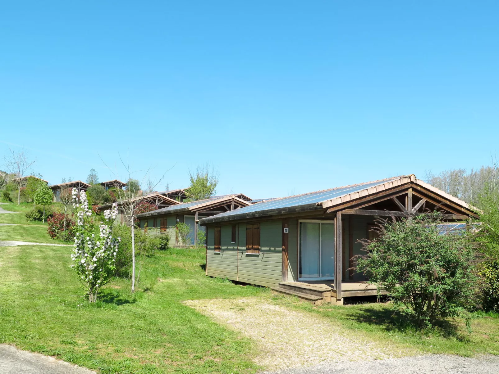 Les Hameaux de Pomette-Chalet 2 Pers.-Outside