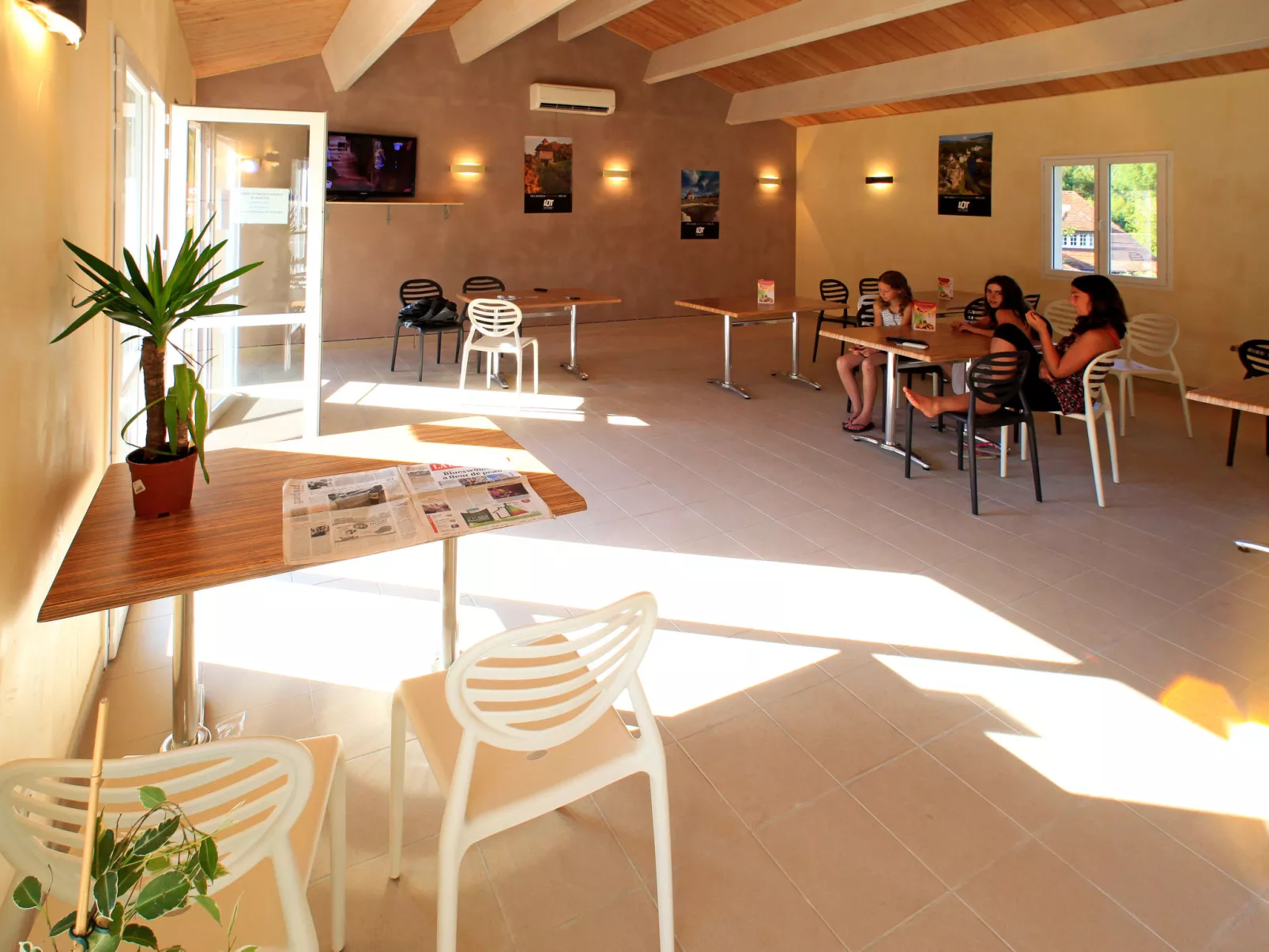 Les Hameaux de Pomette-Chalet 2 Pers.-Inside