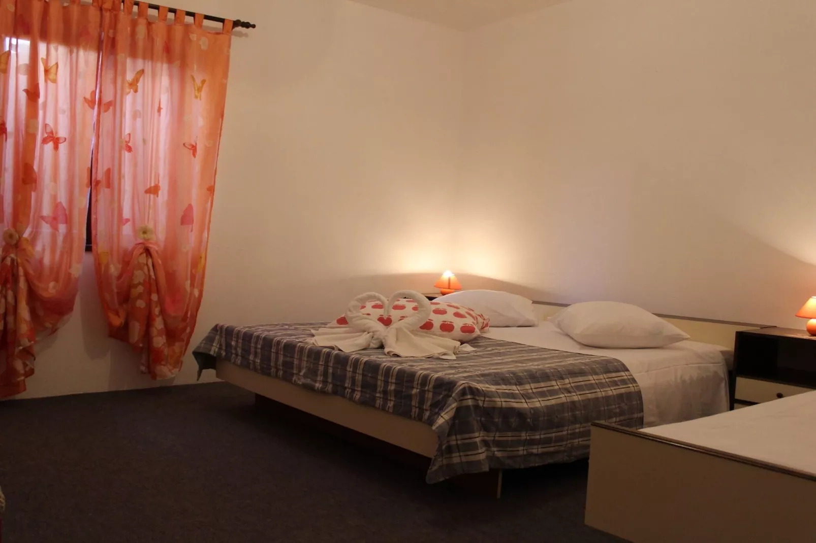 Apartments Sweet Life - One-Bedroom Apartment with Terrace (Nina) (ST)-Chambre
