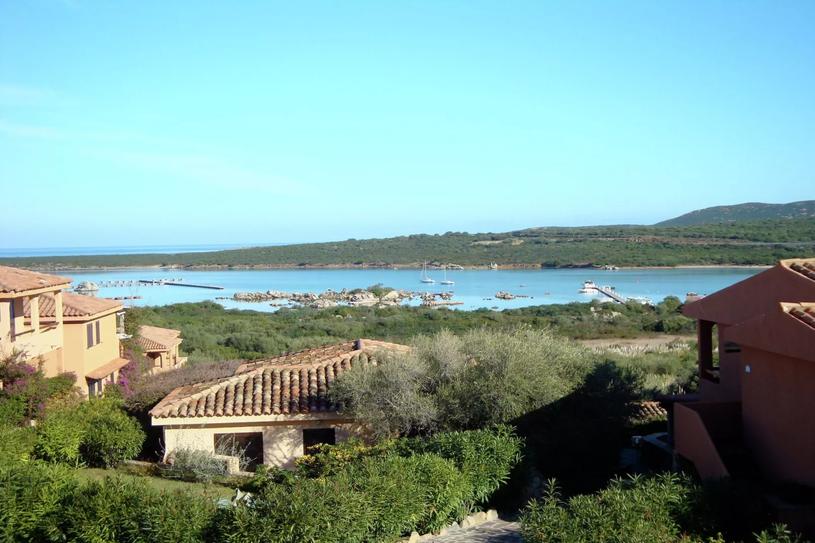 Baia de Bahas Trilo 6-Areas summer 1km
