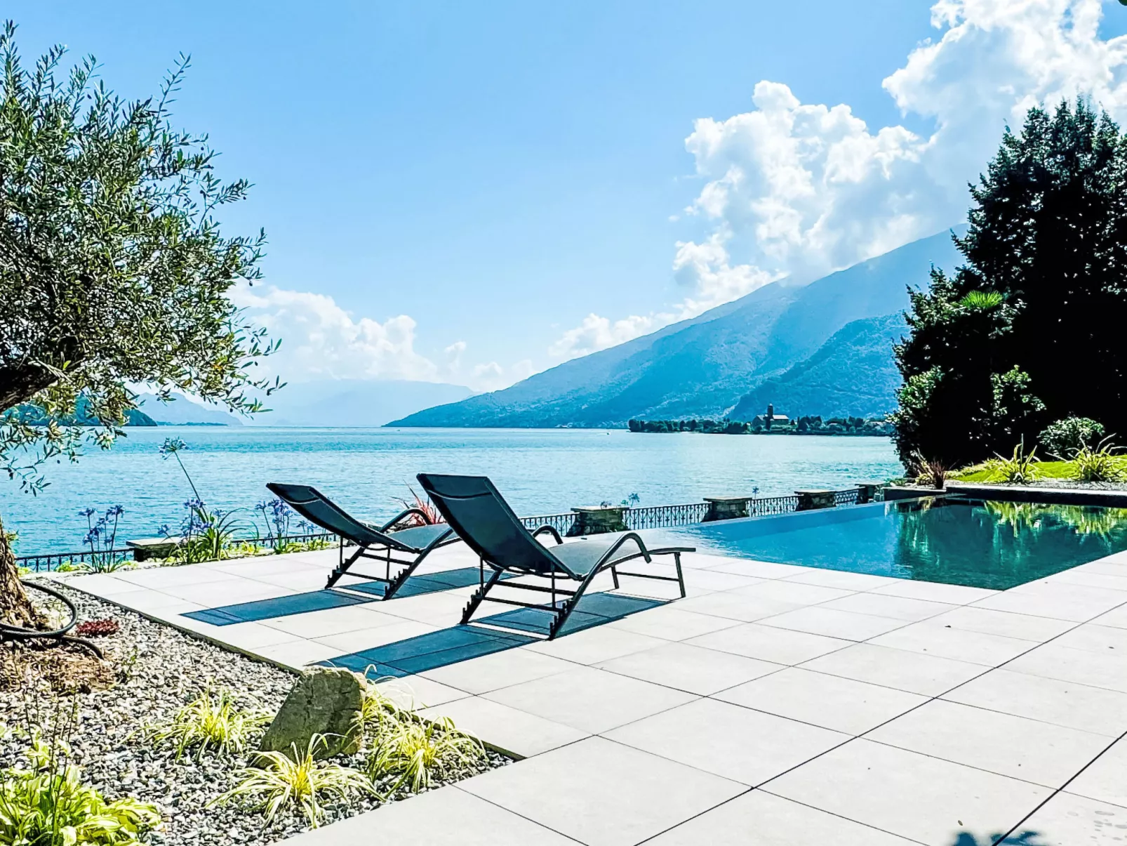 Lago Infinito-Outside