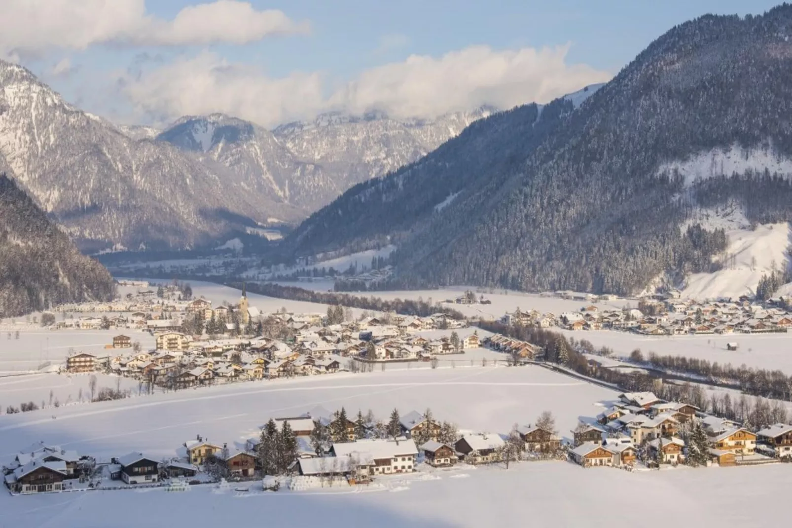 Bungalow in Kitzbühel-Area winter 5km