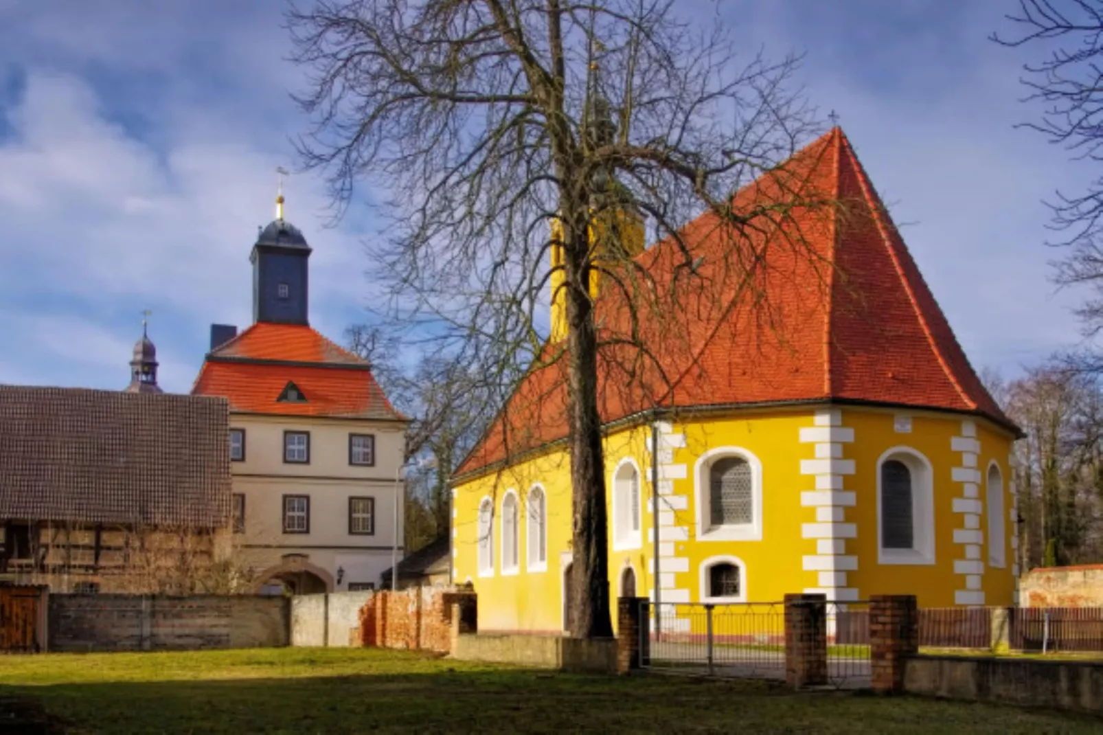 Schönes Ferienhaus in Ortrand in Süd-Brandenburg-Areas summer 5km