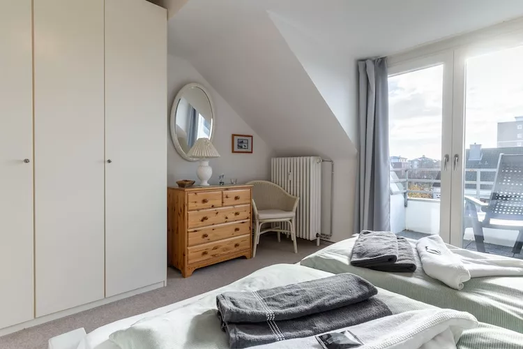 Twentyseven-Bedroom